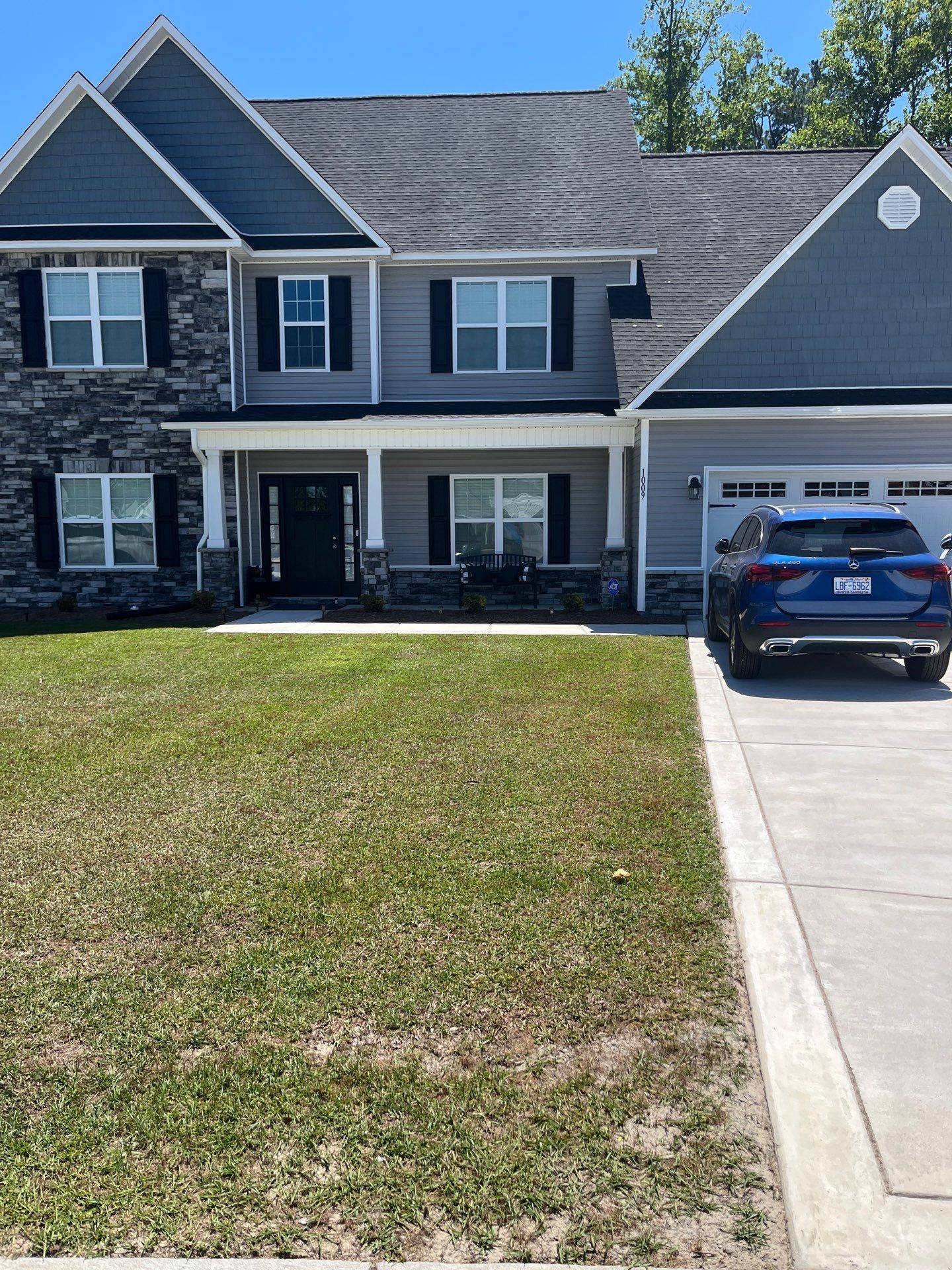 Sterling Aluminum and Gray Hamilton Vinyl Project in New Bern by Superior Fence and Rail