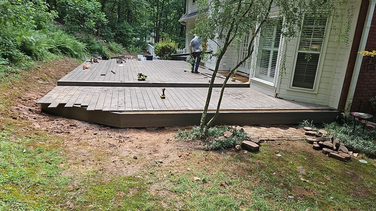 Jameswood Lane - Composite Deck Build by Pillar and Pine