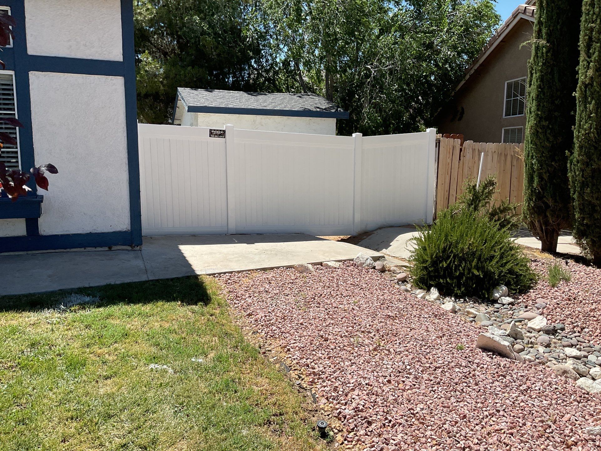 Fence Installation using Vinyl by Fence Guys Inc. 