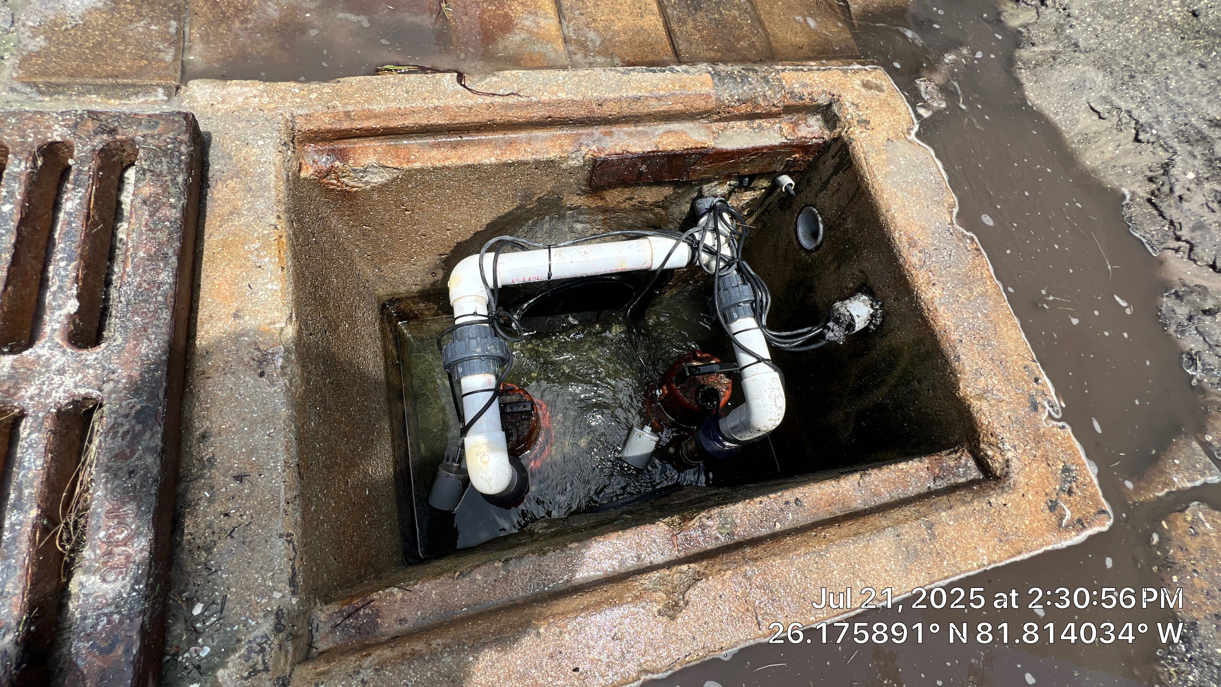 Naples Condo Complex Stormwater System Maintenance and Hurricane Cleanup by APS Power & Water