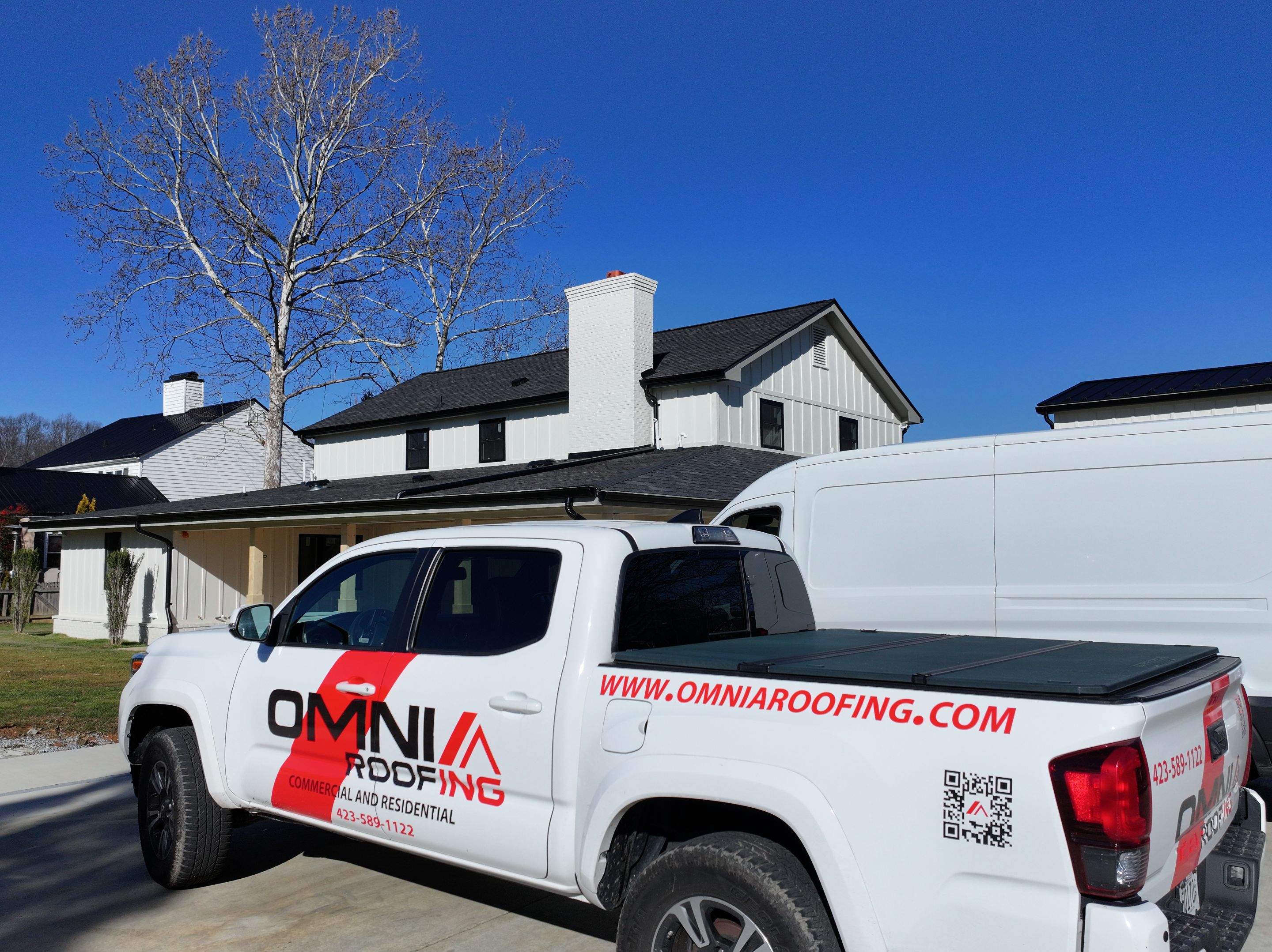 Miller Residence by Omnia Roofing