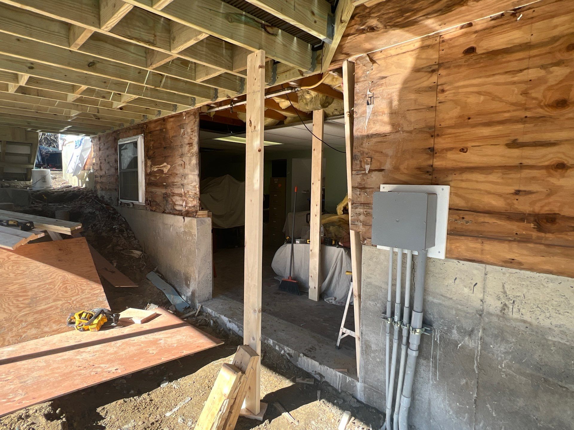 Exterior Transformation in Portsmouth New Hampshire by Tall pine roofing