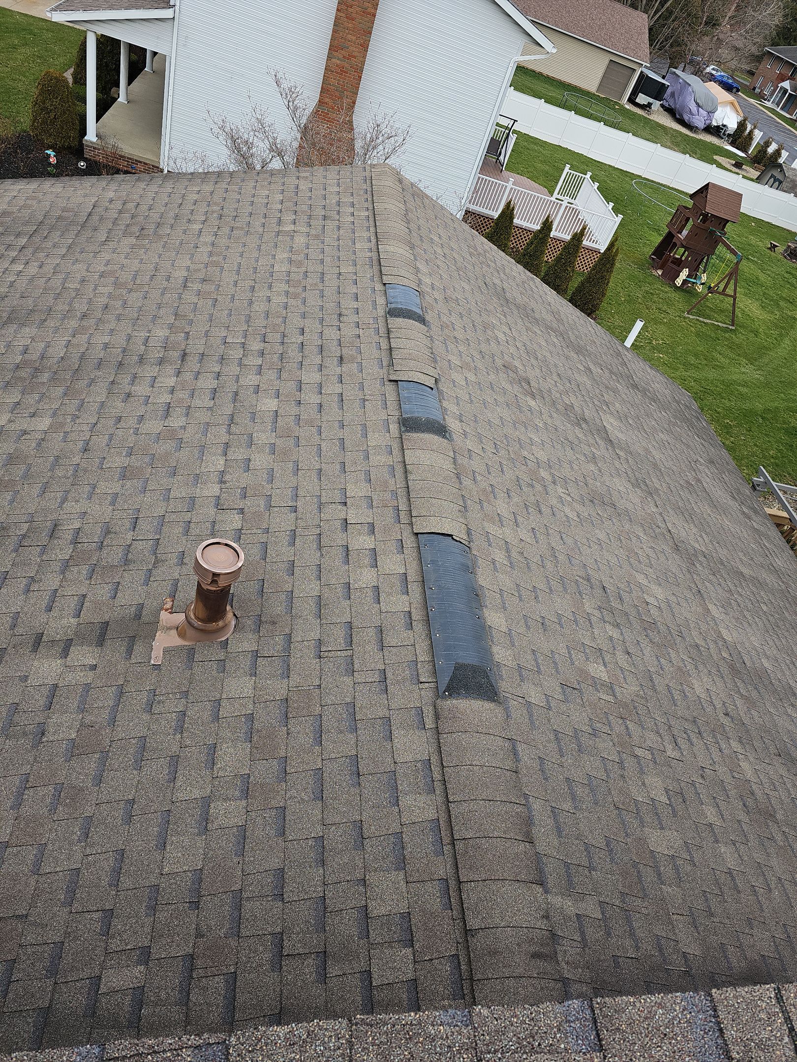 ATLAS PINNACLE COLOR: BLACK SHADOW by Eagle Eye Roofing