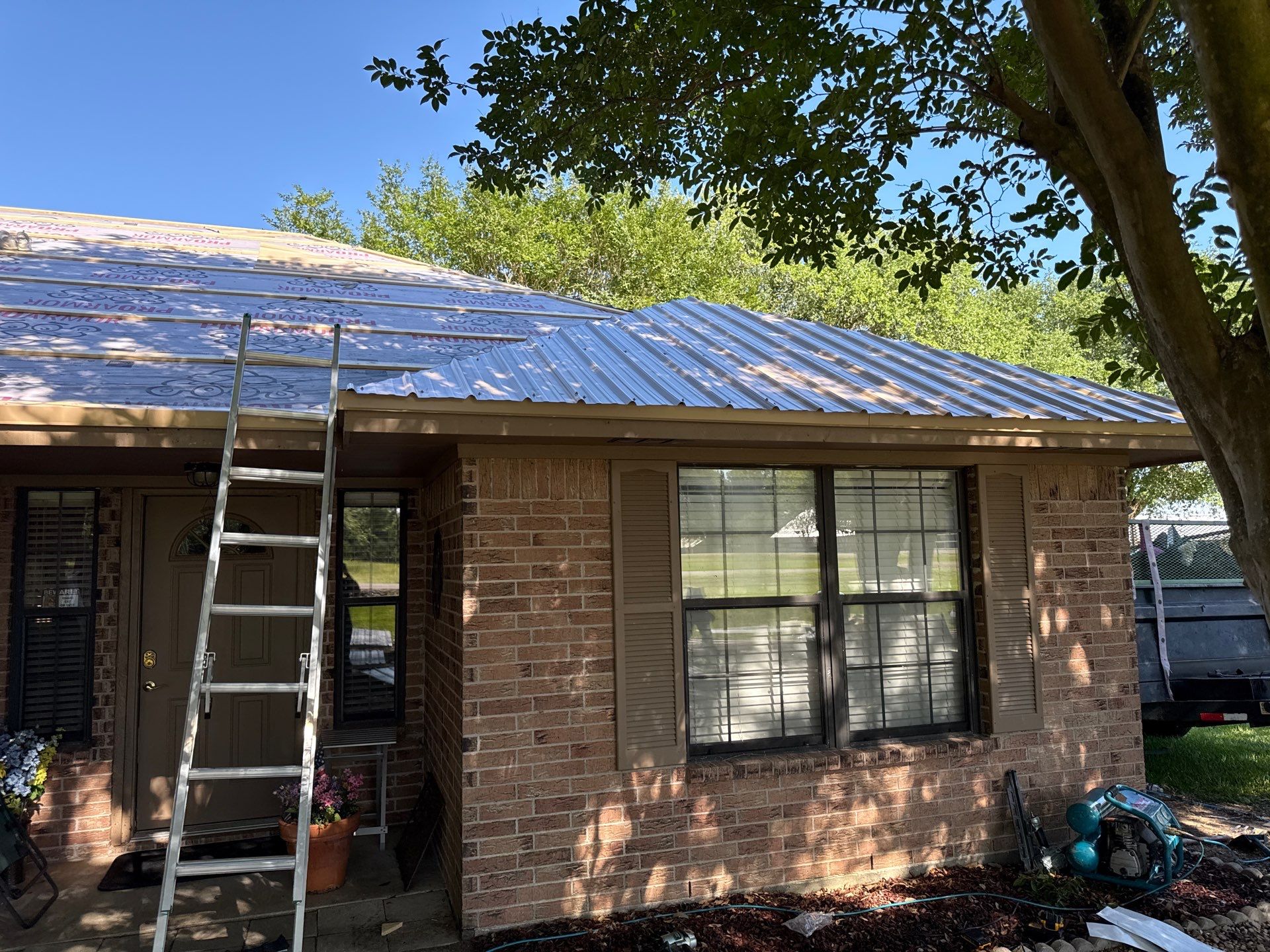 Thornton, Tx - Metal Roof 26G Alamo Rib, Saddle Tan color by Wells Legacy Roofing