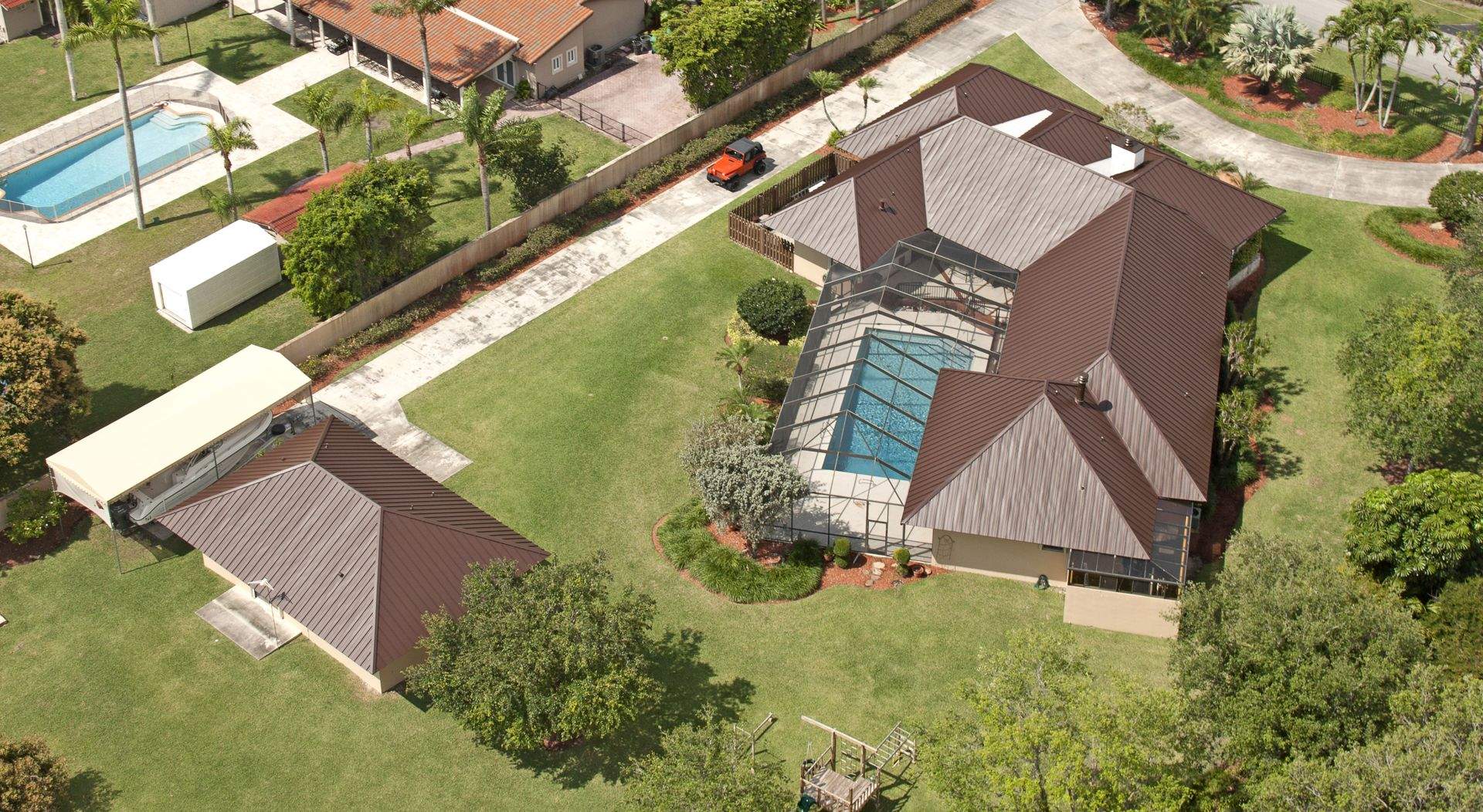 Metal Roof - Galvalume - Mansard Brown by Istueta Roofing