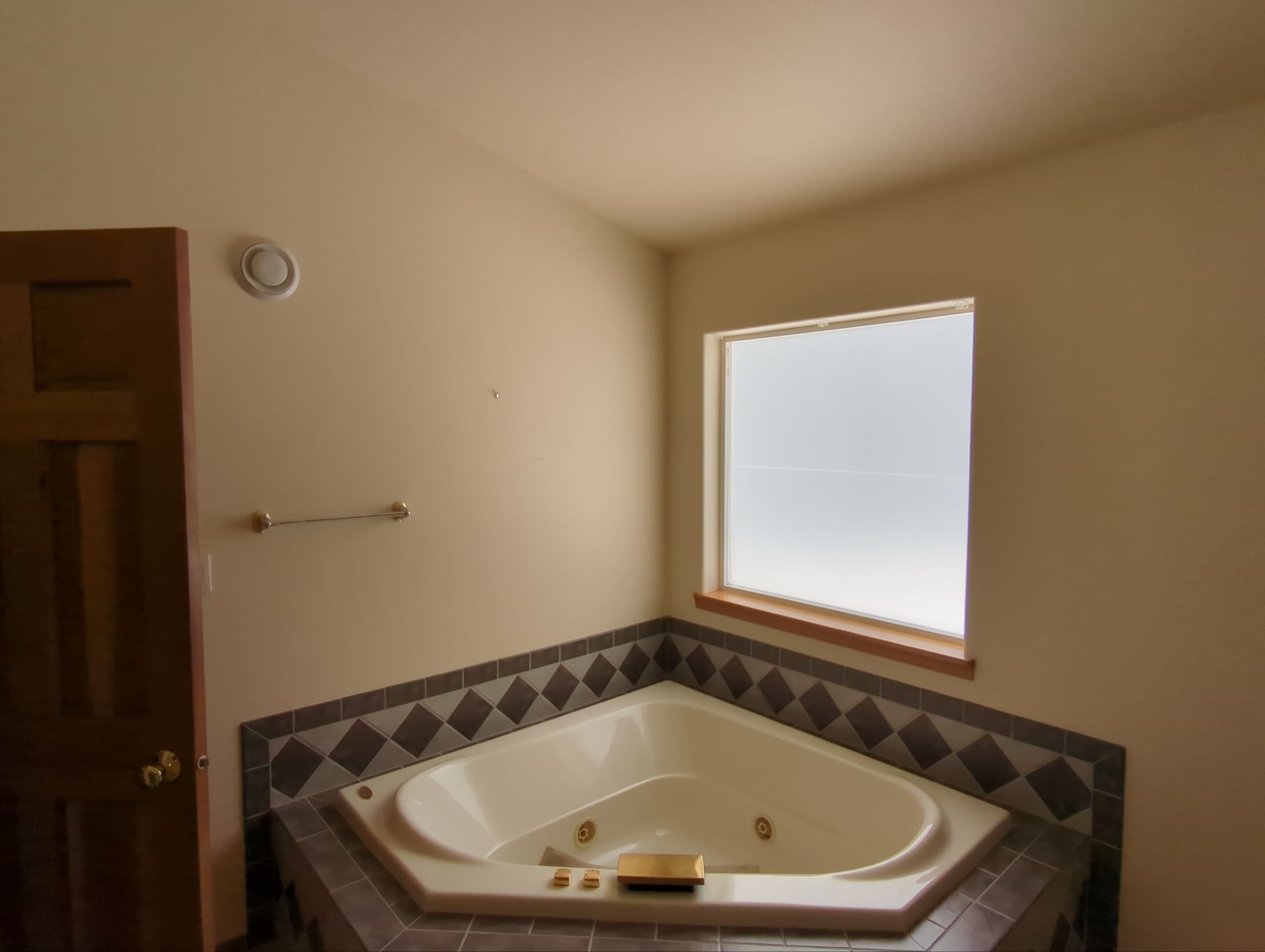 Whole Home Interior Repaint! by Midnight Sun Painting