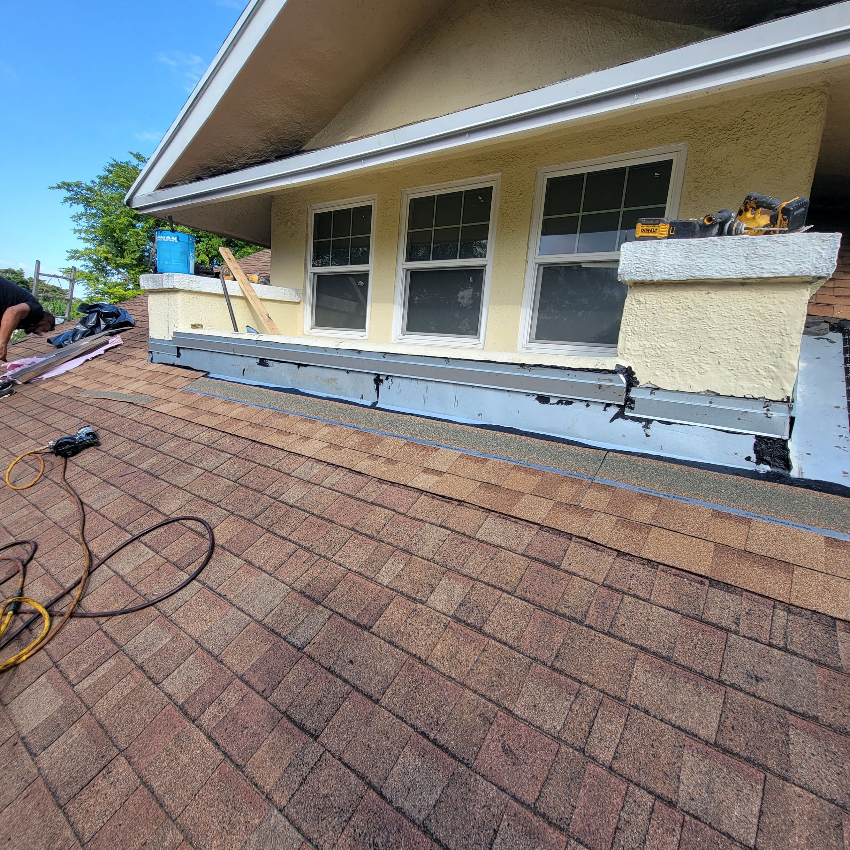 NE 5th Ave, Pompano Beach, FL by G&J Roofing 