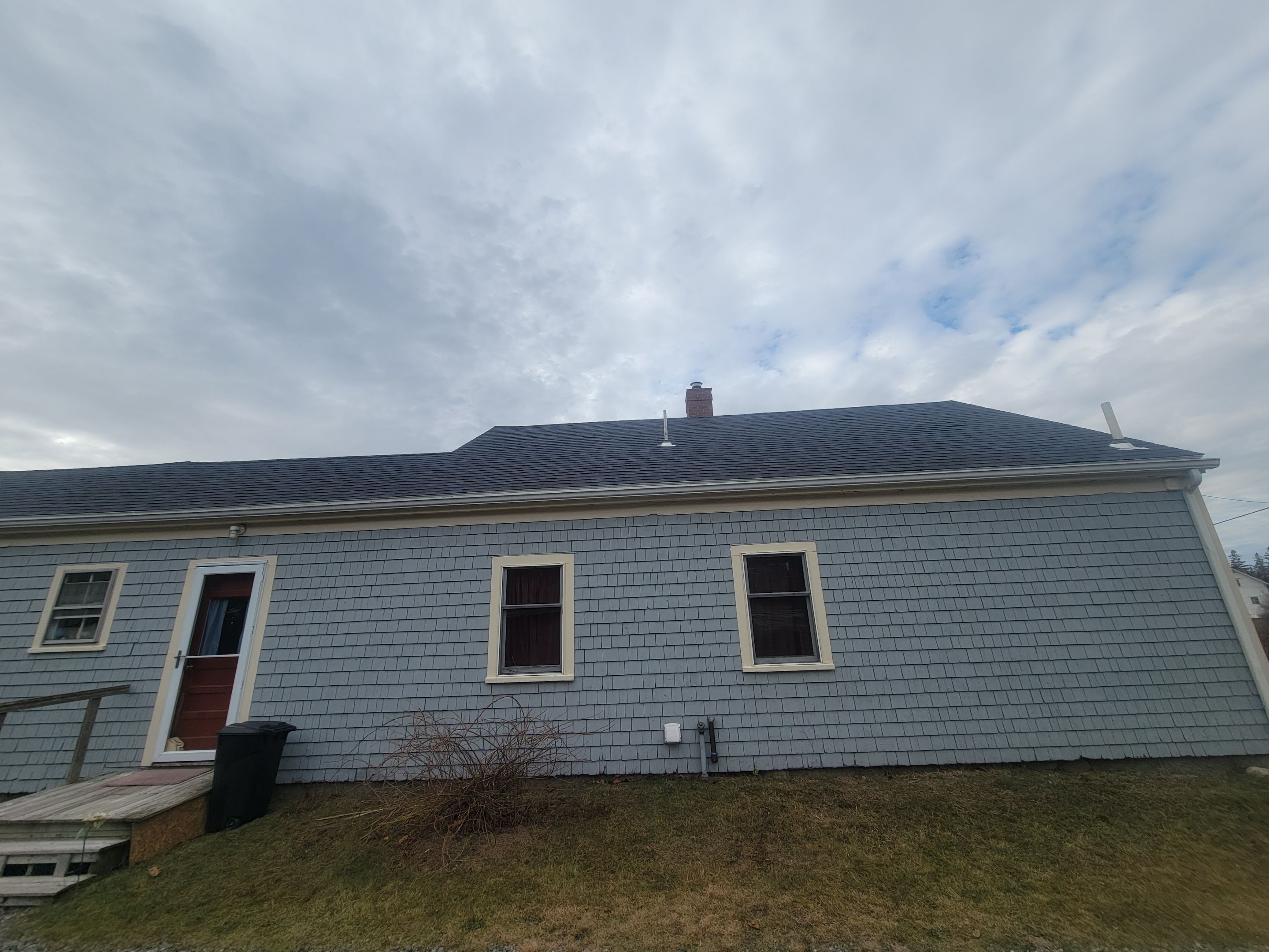 ReRoof  using Owens Corning OakRidge  by The B.A.R Roofing