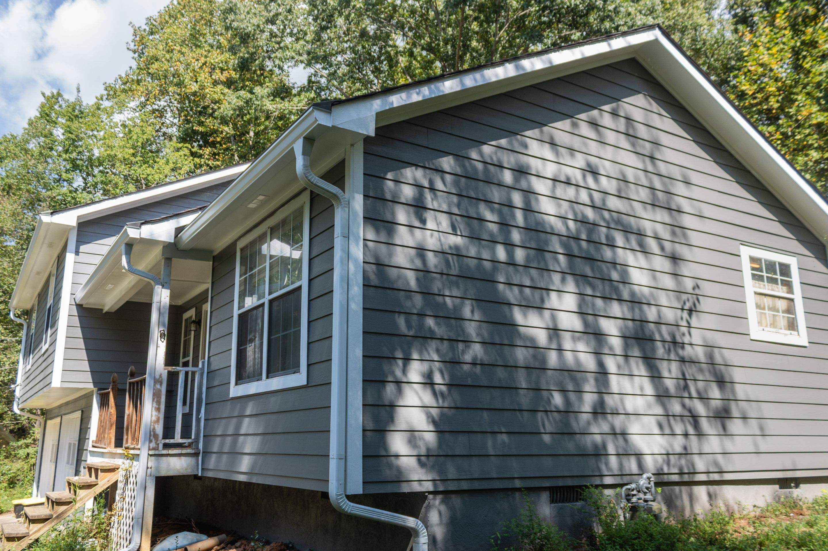 Dallas, GA Siding Replacement, Exterior Painting, and Gutter Install by Nelson Exteriors 