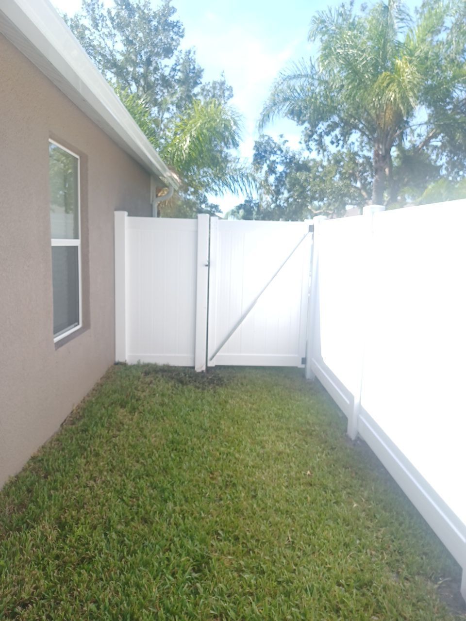 Parrish, FL 6ft. Tall White Vinyl Privacy with 4ft. Tall White Vinyl Spaced Picket Fence by Asap fence and gates, LLC