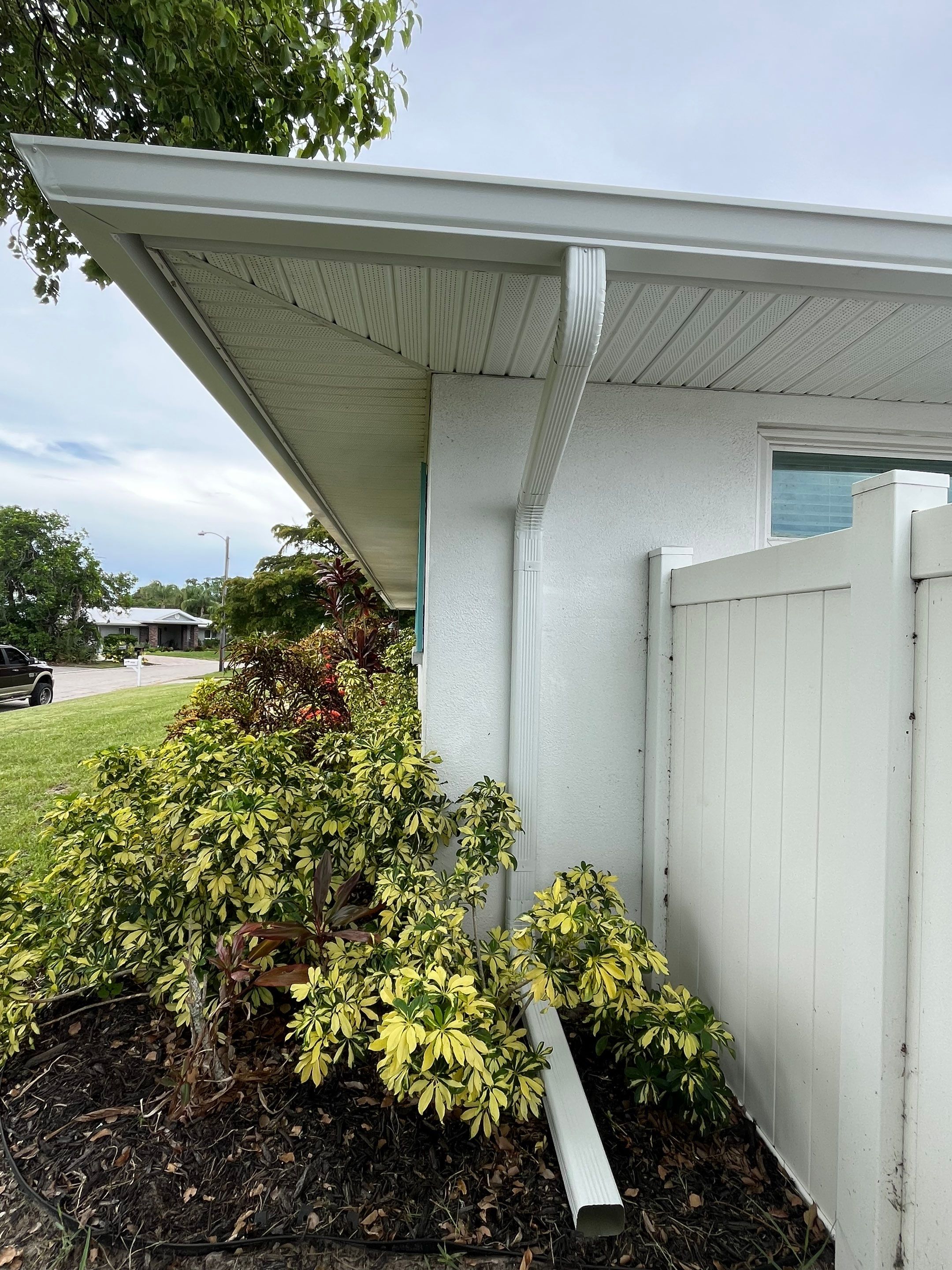 High-Performance Seamless Gutters Installed in Sarasota FL by Gutter Professors
