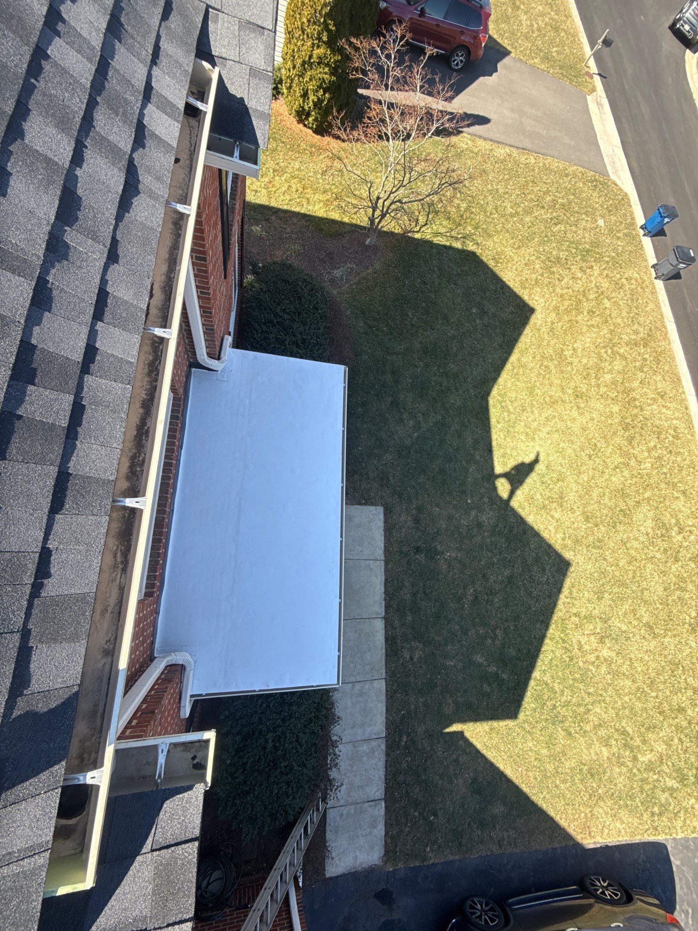 Springfield: Residential Roof Replacement with CertainTeed Landmark Pro in Max Def Moire Black by RM Banning, Inc.