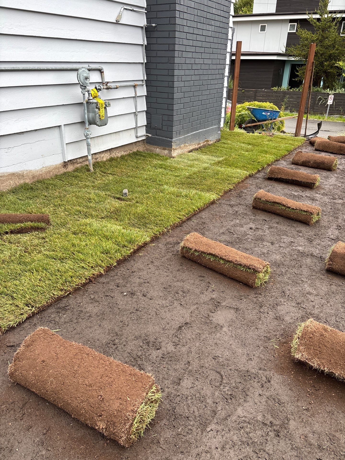 Retaining Wall & Fence Installation  by Jireh Asphalt & Concrete Inc 