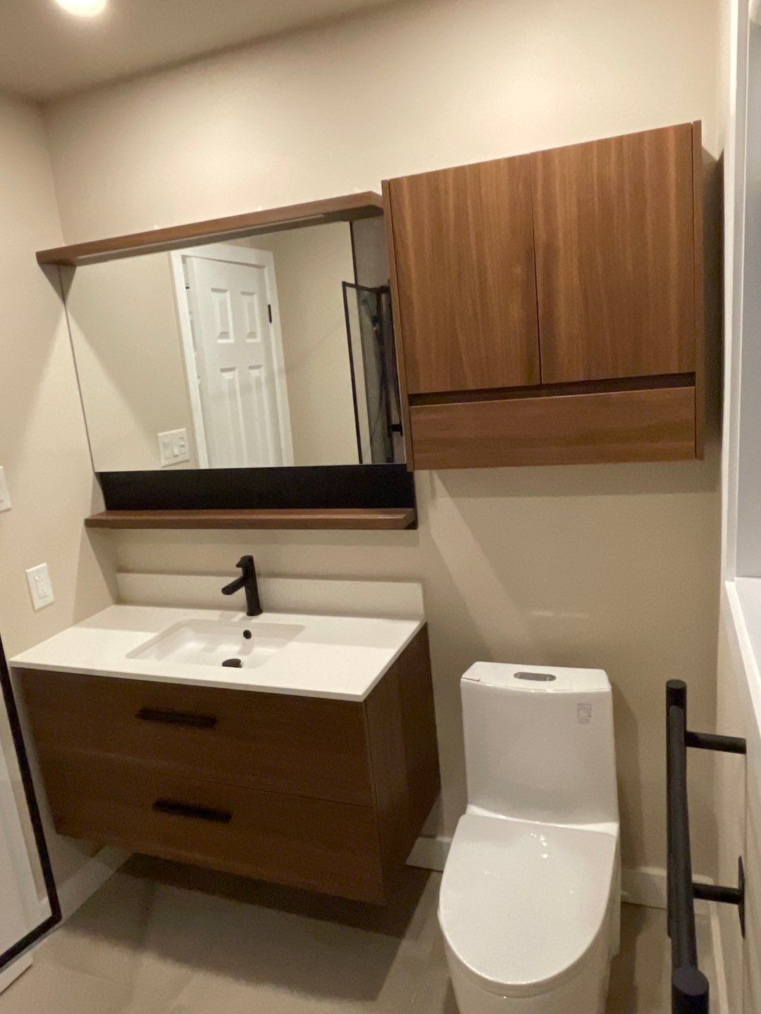 Full house renovation by Eco-Nature Construction Inc.