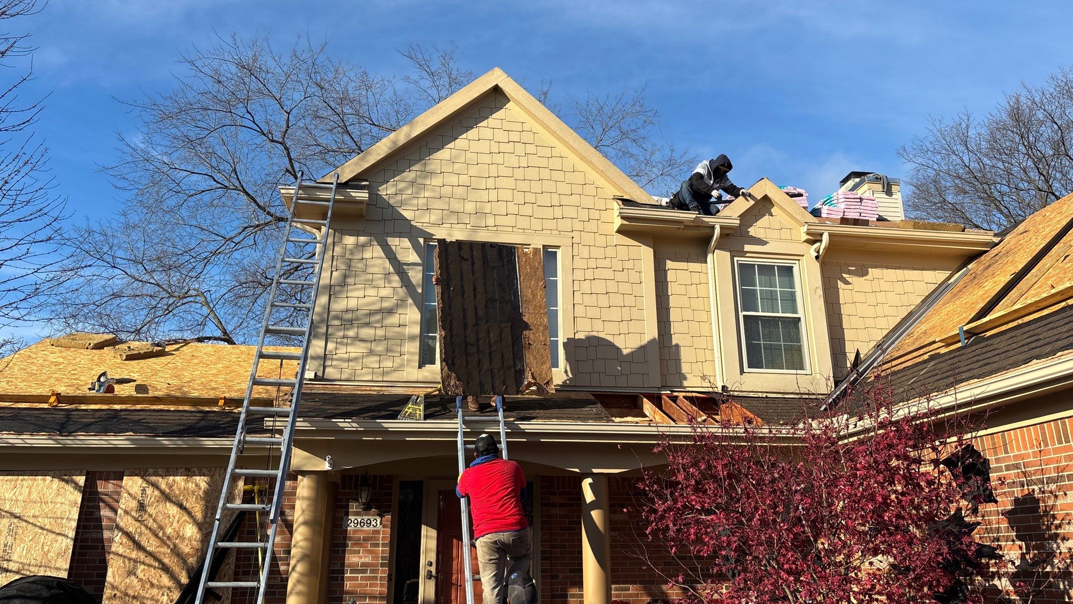 Roof Replacement using Owens Corning Duration Flex by 180 Contractors