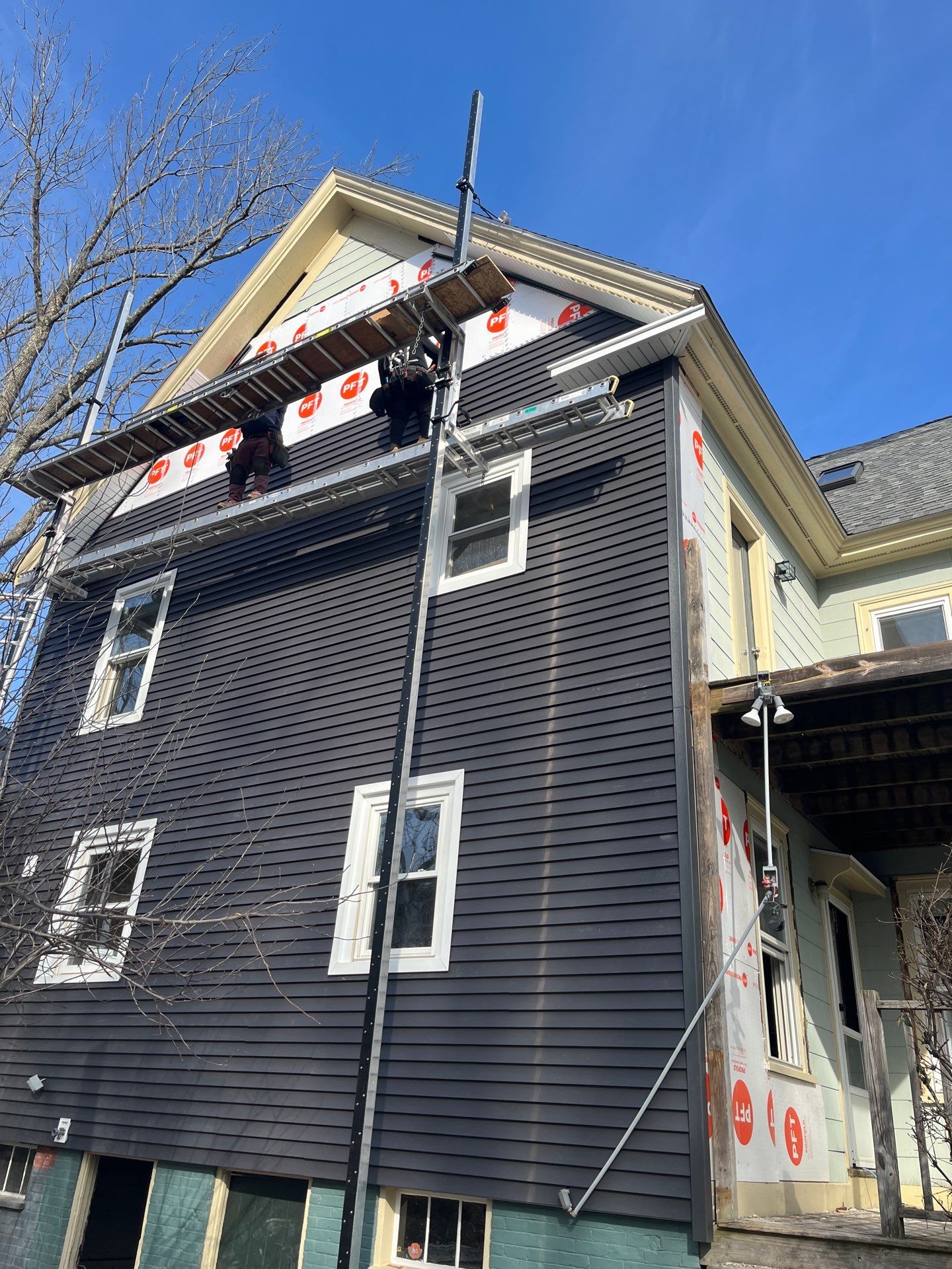 Portsmouth, New Hampshire - Siding Installation by Tall pine roofing