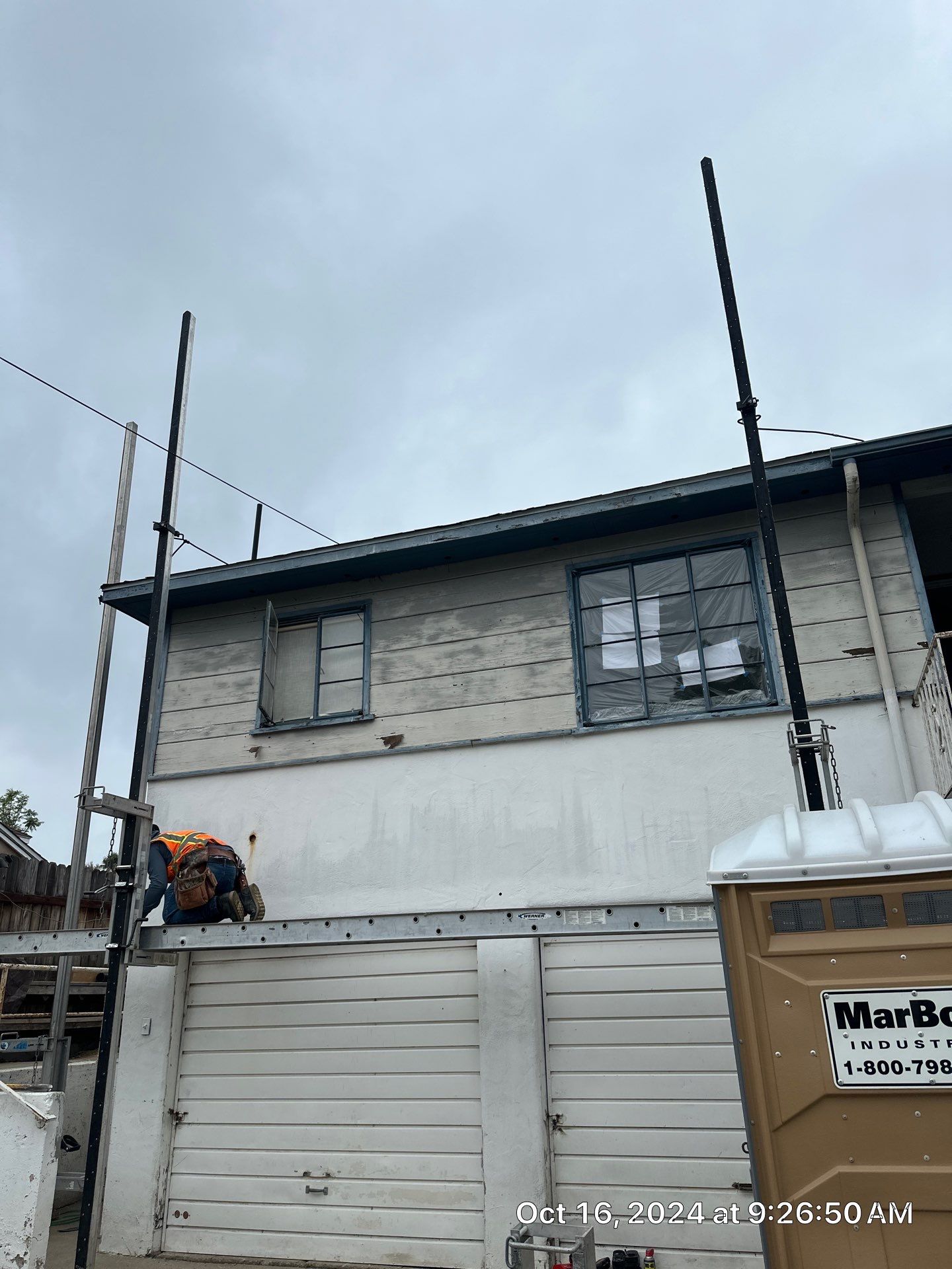James Hardie V-grove by New Era Siding Inc