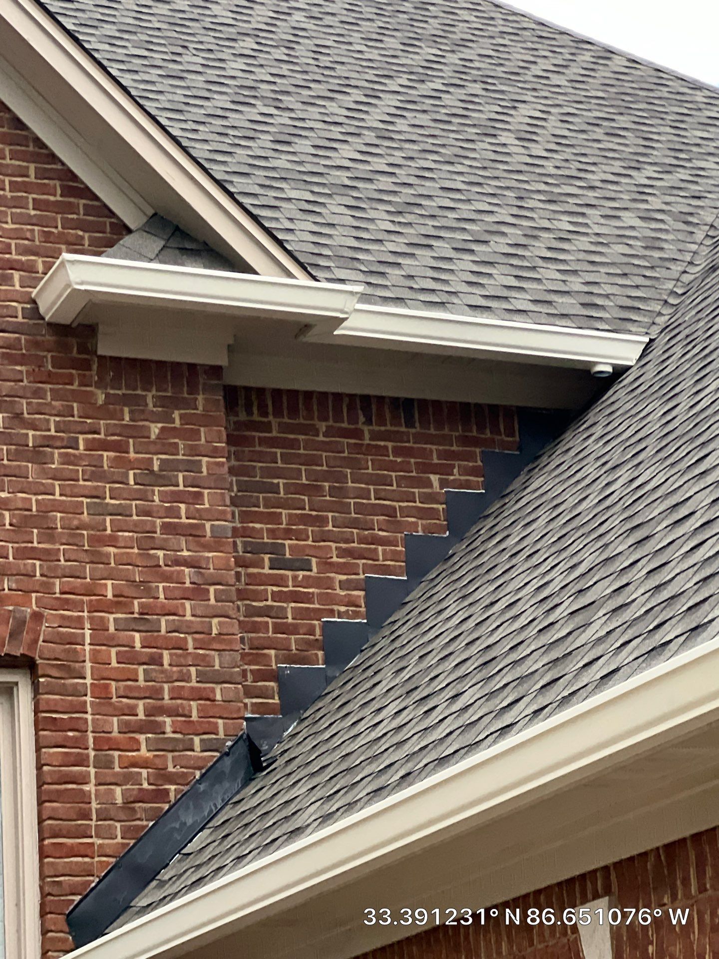 Shingle/Gutter Replacement in Hoover (Weatherwood) by The Roofing Dudes