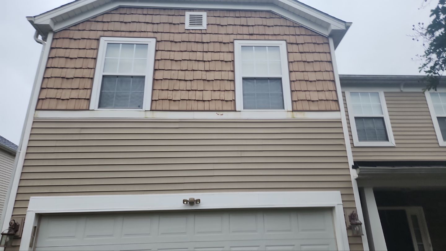 House Wash using cleaner by Power Wash Masters LLC
