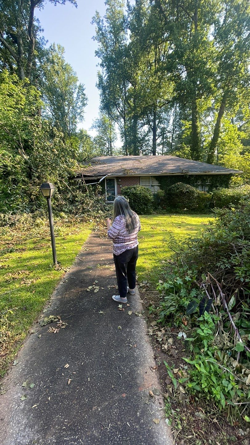 Emergency Roofing Services using GAF HDZ Architectural Asphalt Shingles by Mosaic Roofing Company