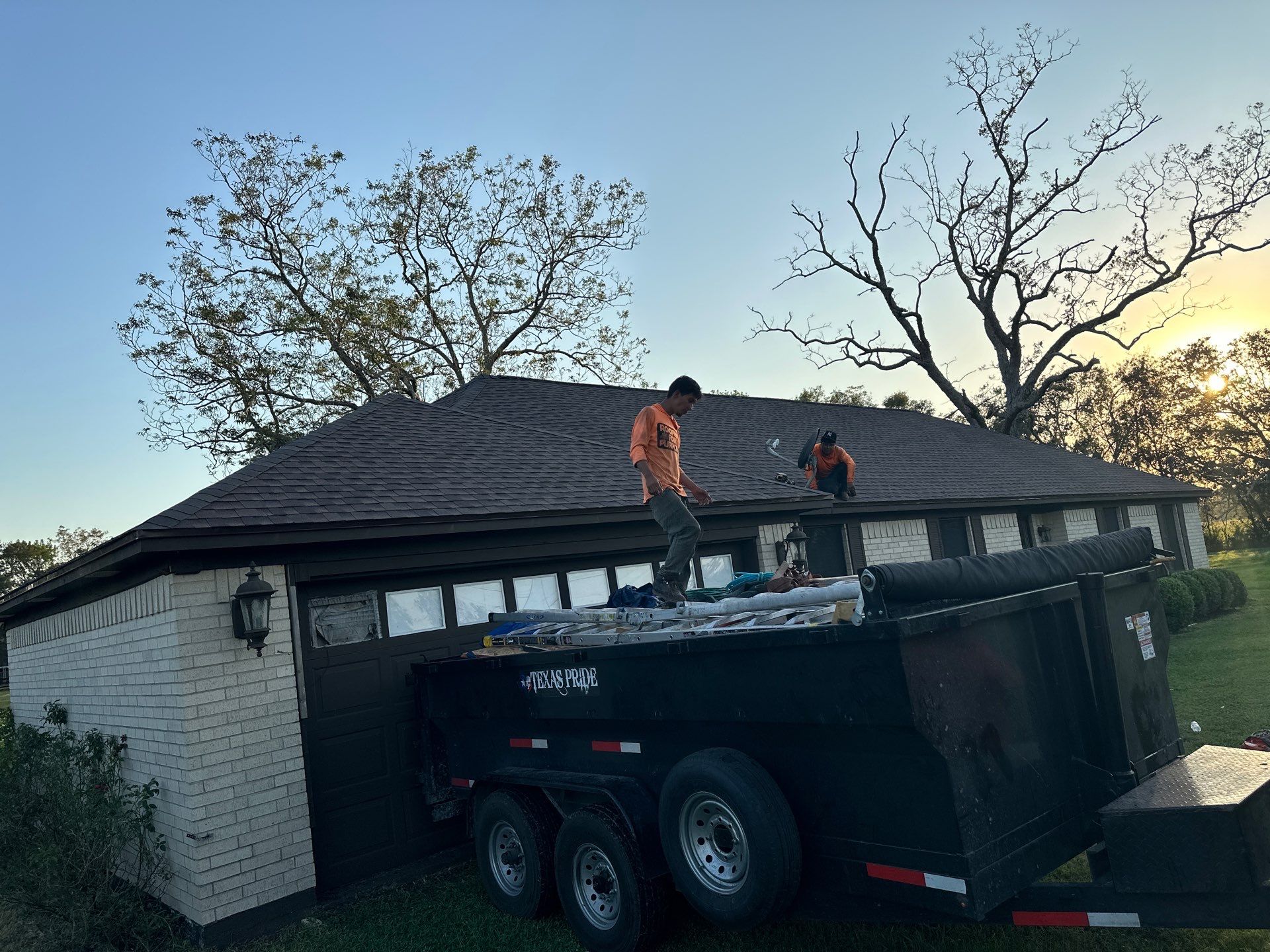 GAF HDZ TIMBERLINE BARKWOOD by Motion Roofing