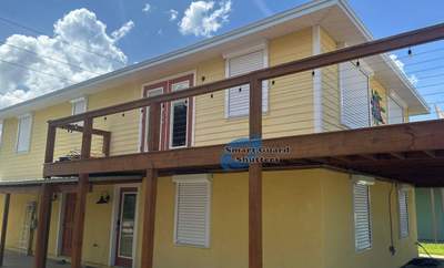 Rolling Shutters in White 