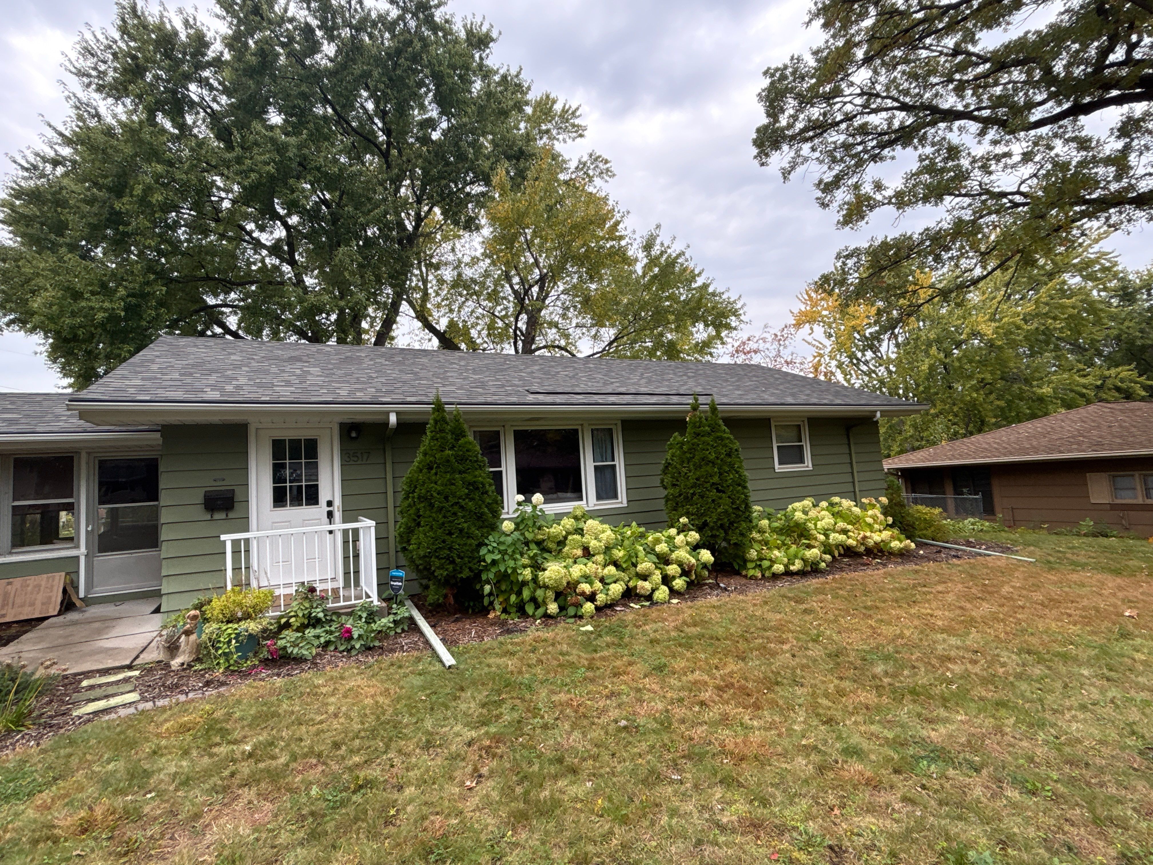 Leaf Sentry Gutter Covers Installed – Minneapolis, MN by Next Level Seamless Gutters / Exteriors Inc.