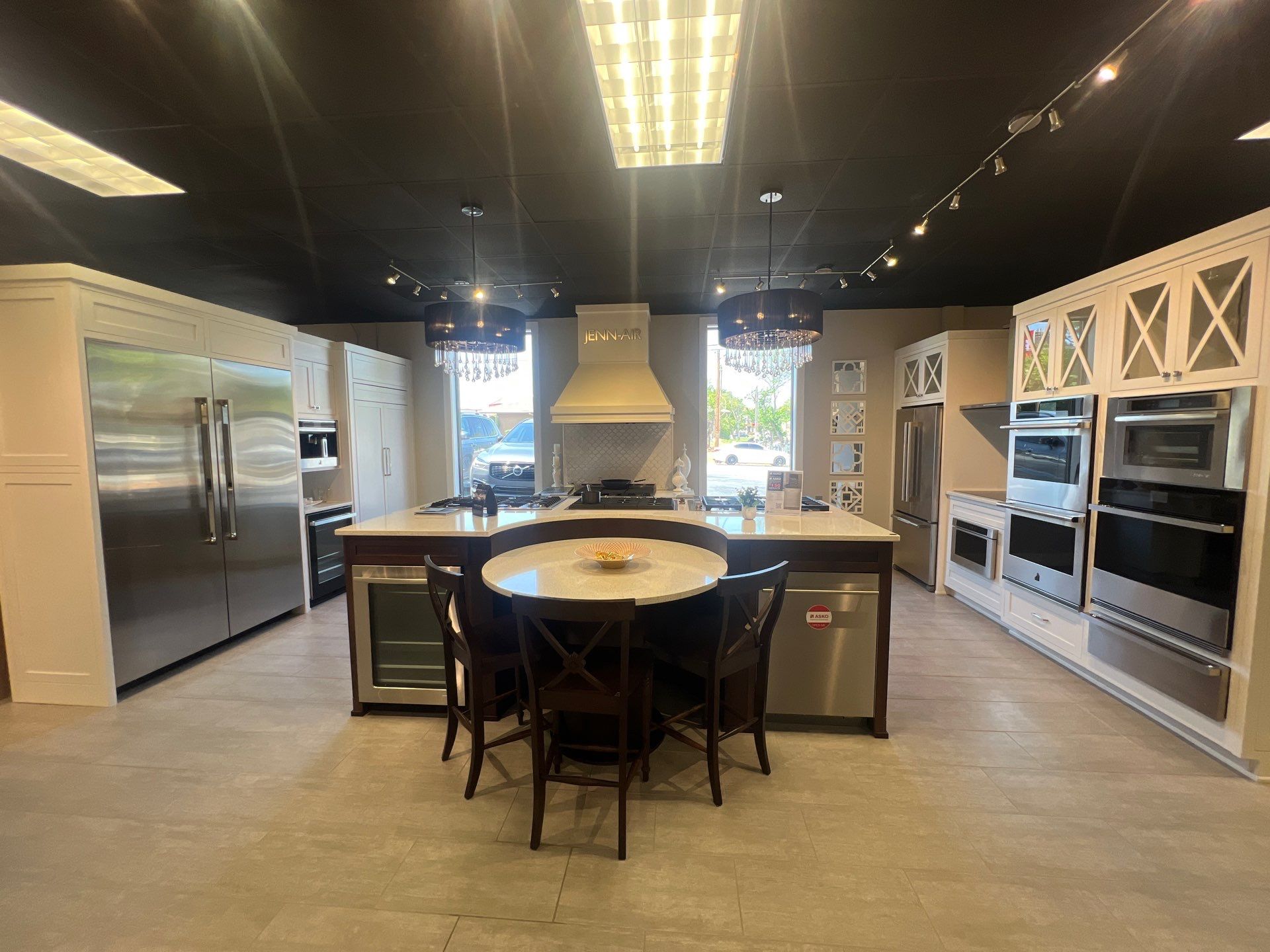 Howard Payne Display by Atlanta Design Group