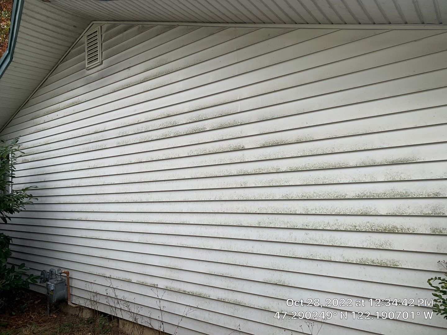 House Washing using SH & H2O by DawnSky LLC