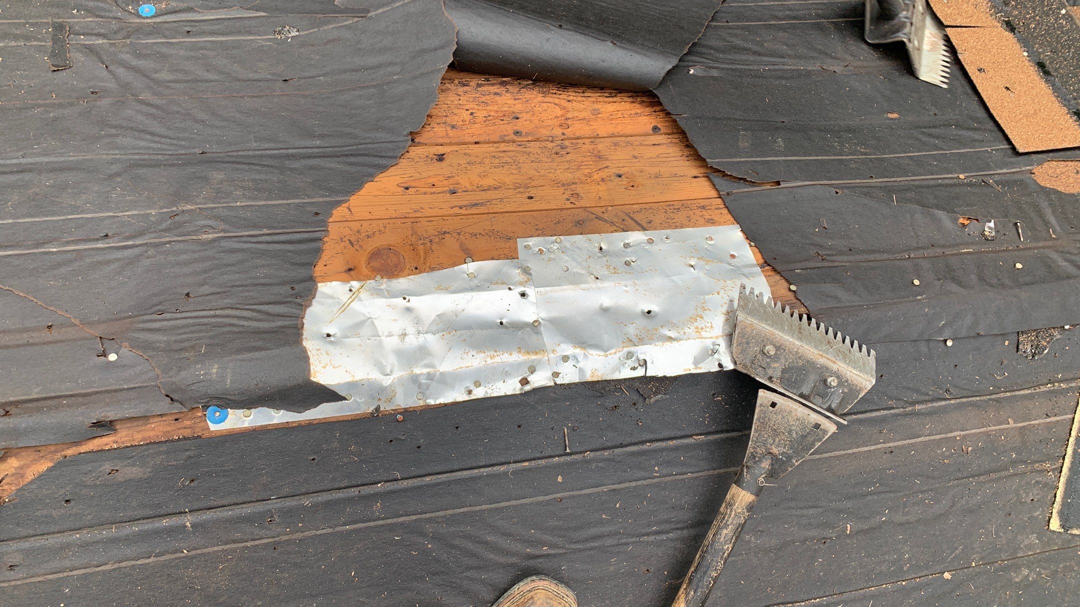 Residential Roofing Installation using CertainTeed XT25 by Hostetler Roofing