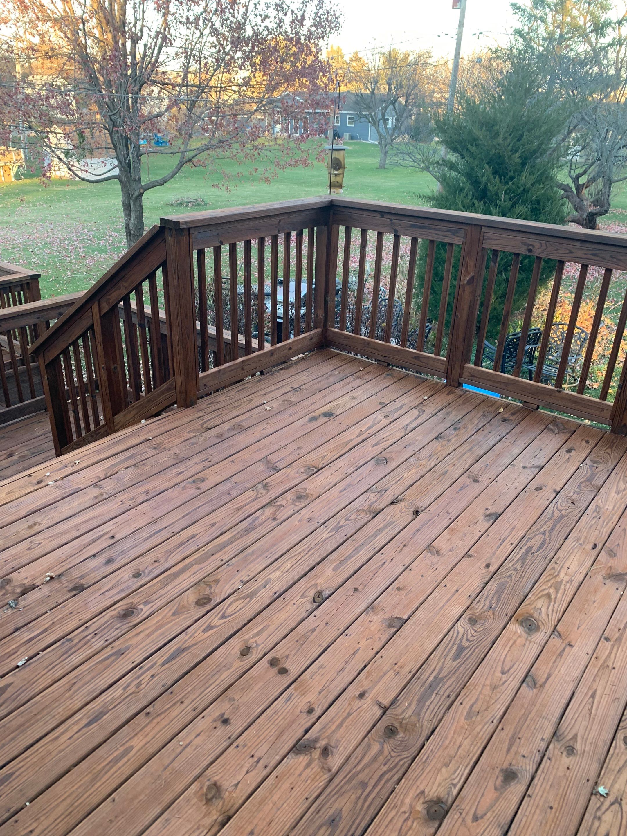 Isaac's Deck Restoration by Map Quality Fencing & Decks