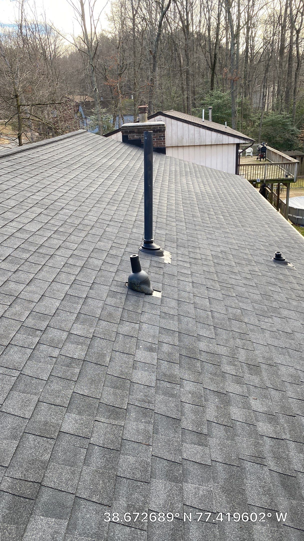 Manassas: CertainTeed Landmark Designer Shingles in Charcoal Black by RM Banning, Inc.