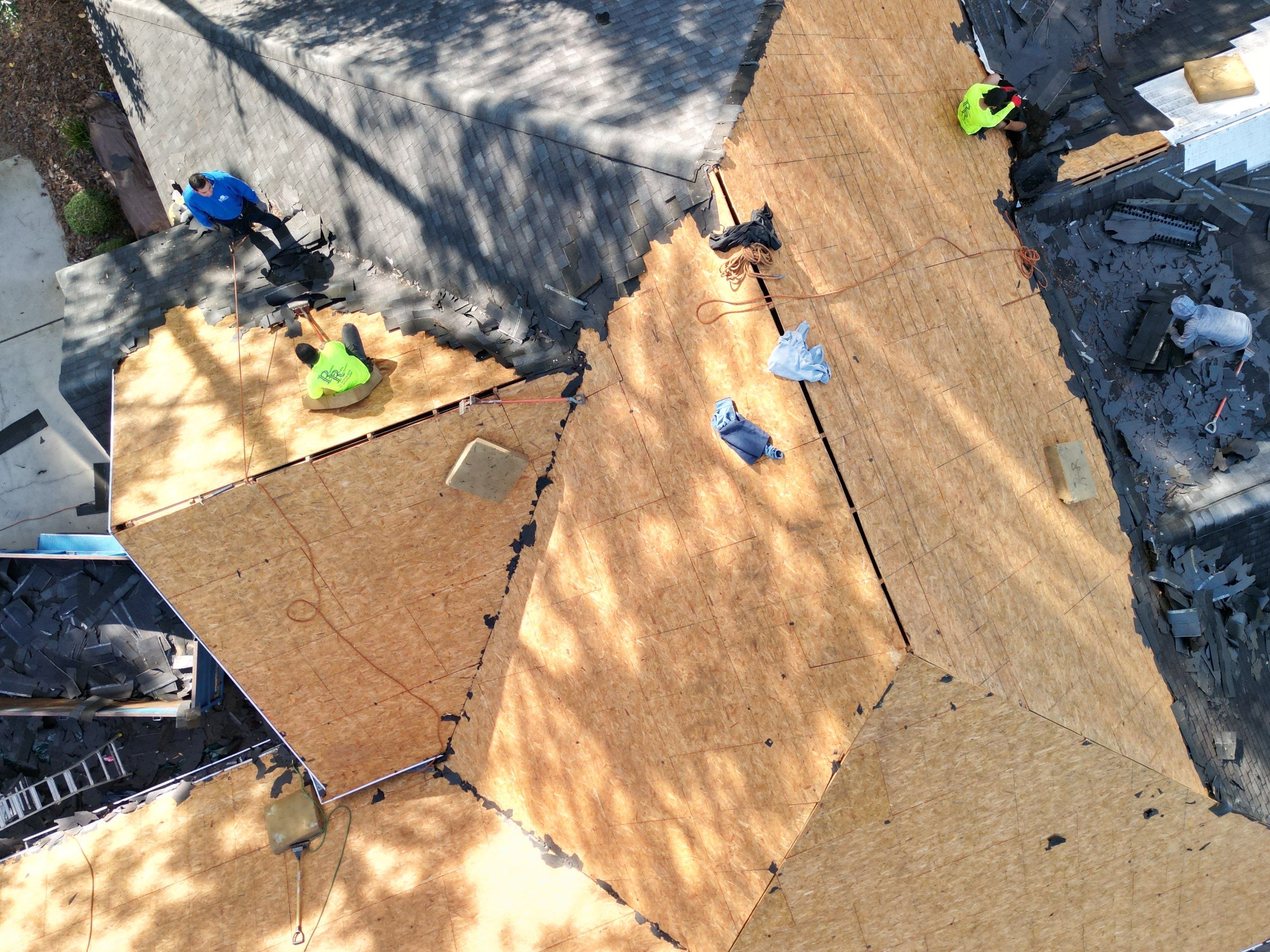 Residential Roofing Installation using Atlas Pinnacle Pristine Pewter by Talya Roofing
