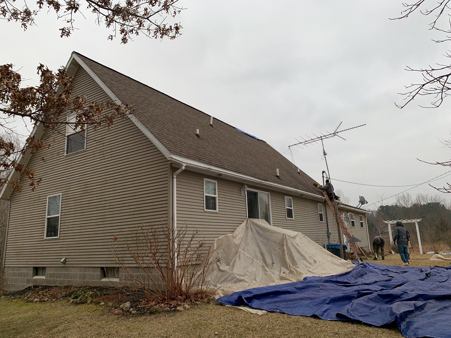 Roof Replacement using CertainTeed Landmark by 180 Contractors