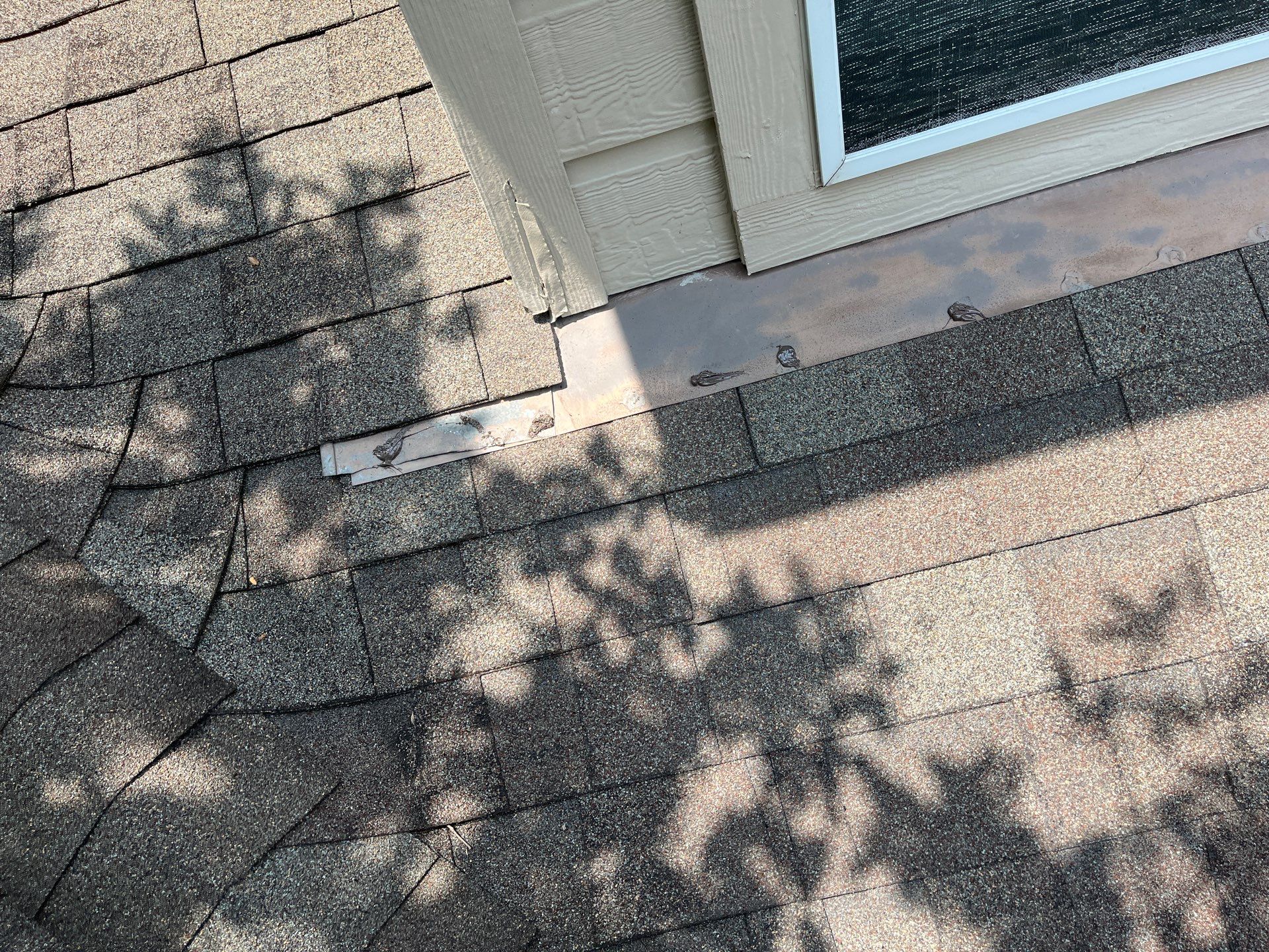 Hail Damage using Owen's Corning Duration (Lifetime) Shingles by Roof Repair Company