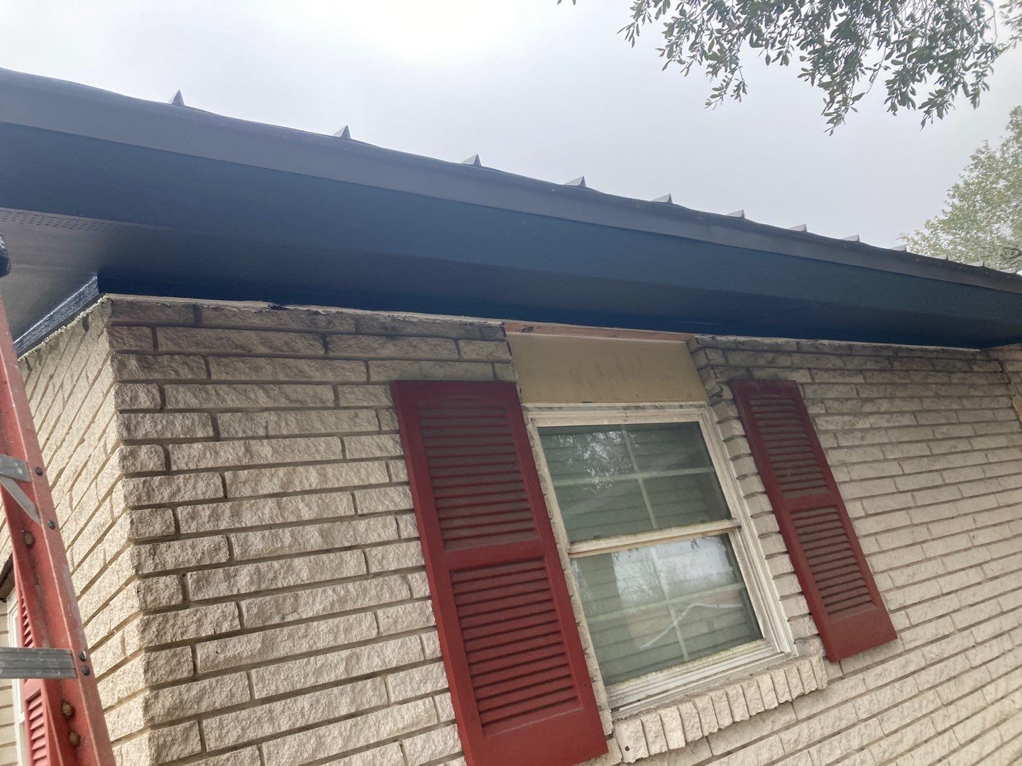 Beeville Backporch sittin' by Bayfront Roofing and Construction