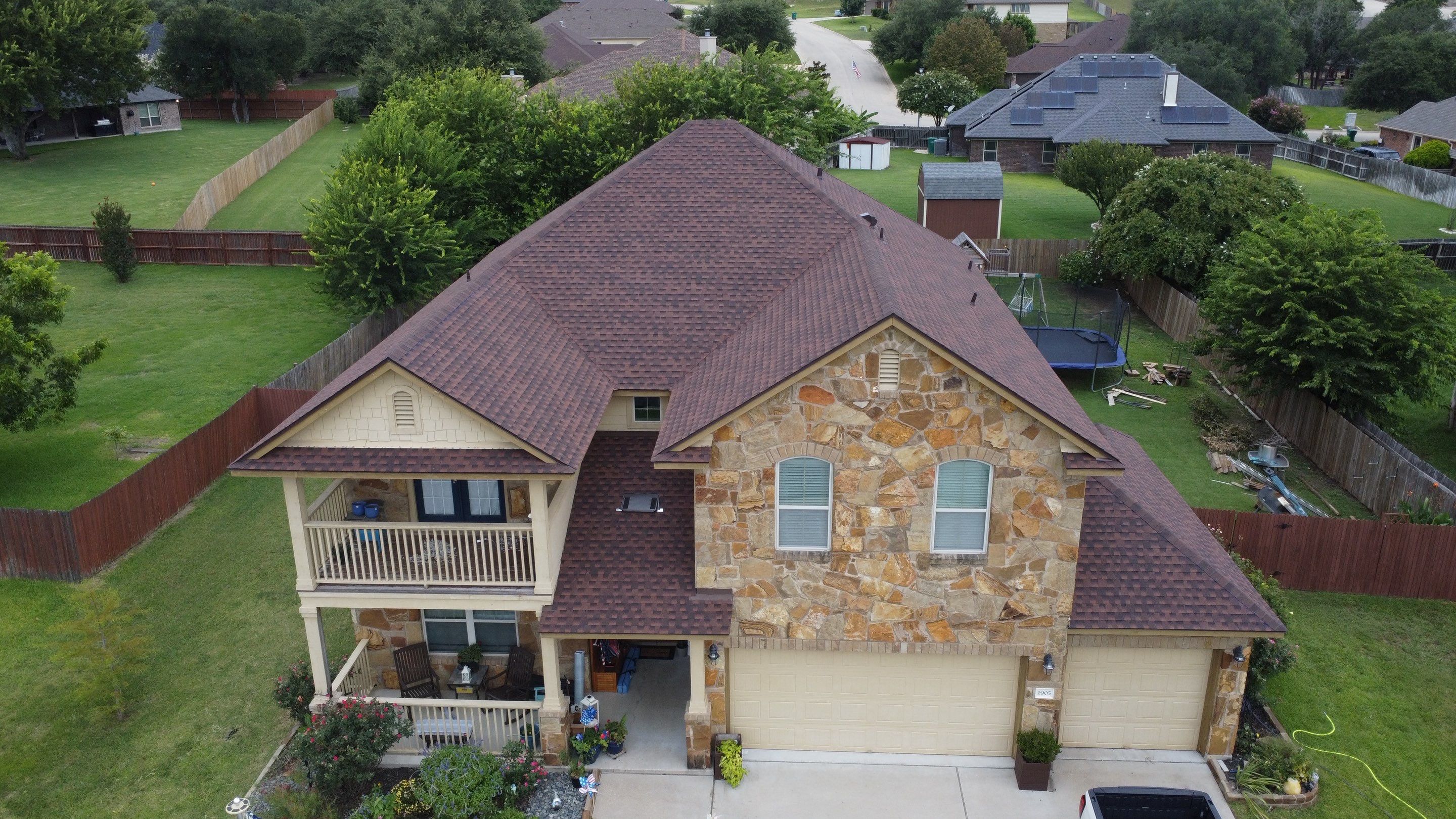 ROAM Roof & Solar featured photo.