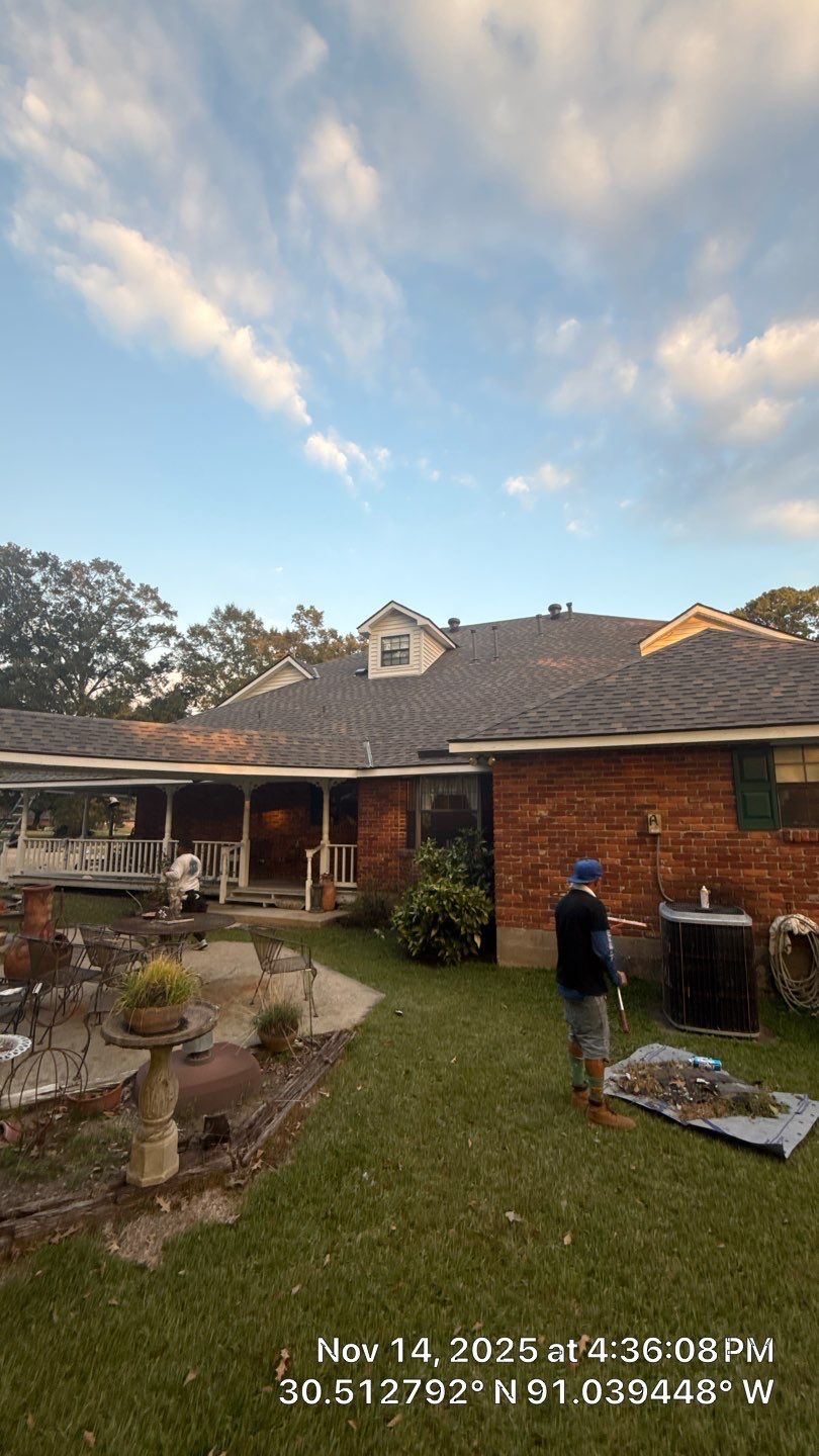 Weathered Wood - Atlas by Top Team Roofing & Construction