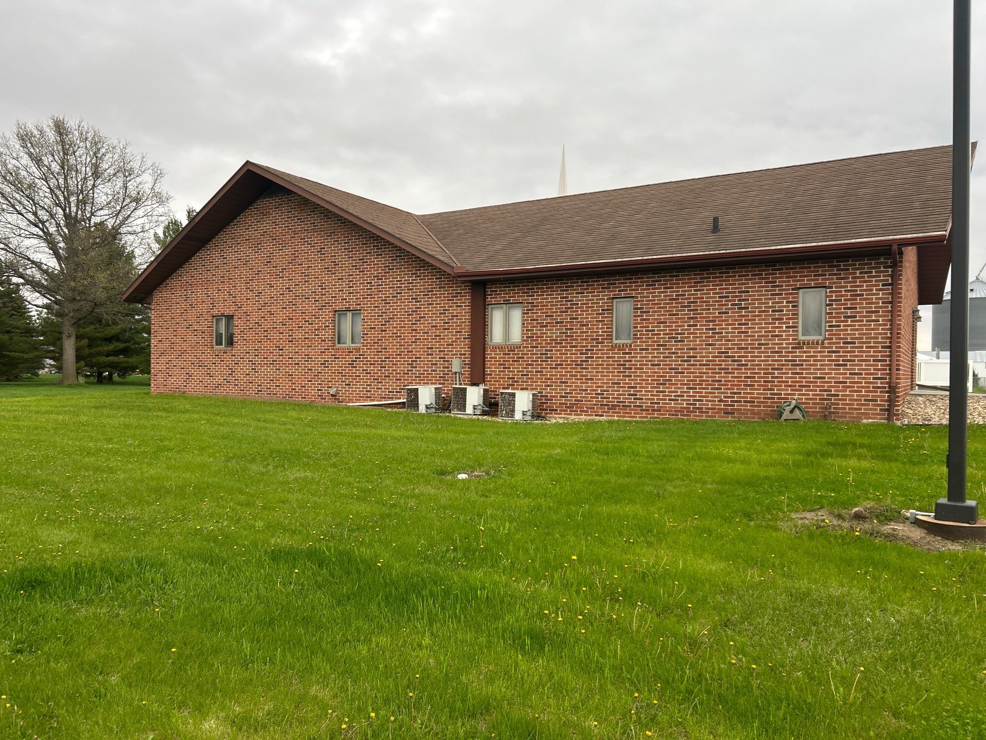 Window replacement using Pella Lifestyle wood/Aluminum window by United Windows and Siding LLC