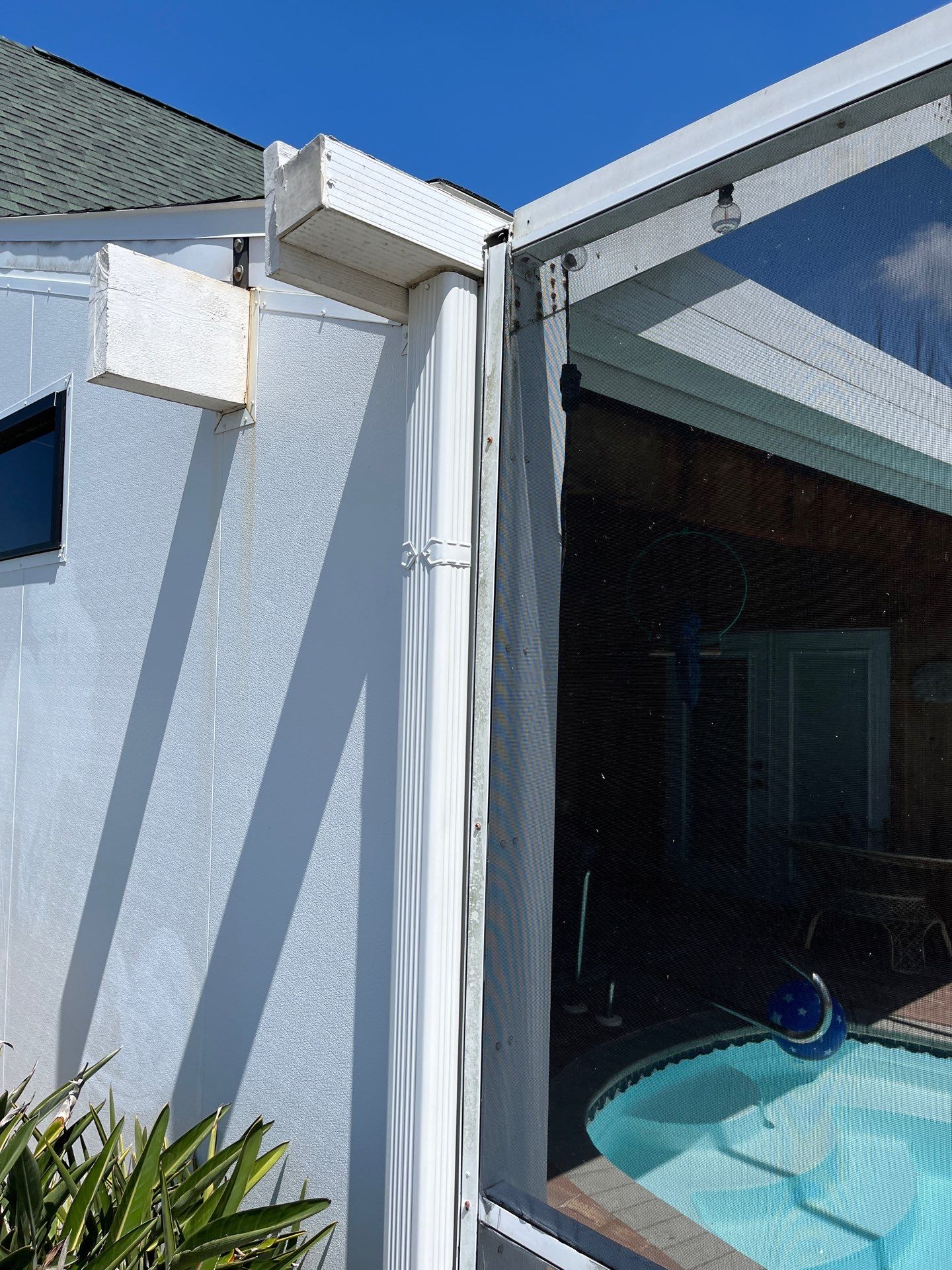 Replace gutter using Leaf Guard in Cape Coral FL by Gutter Professors