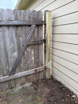 Fence and gate repair done right! 💪
