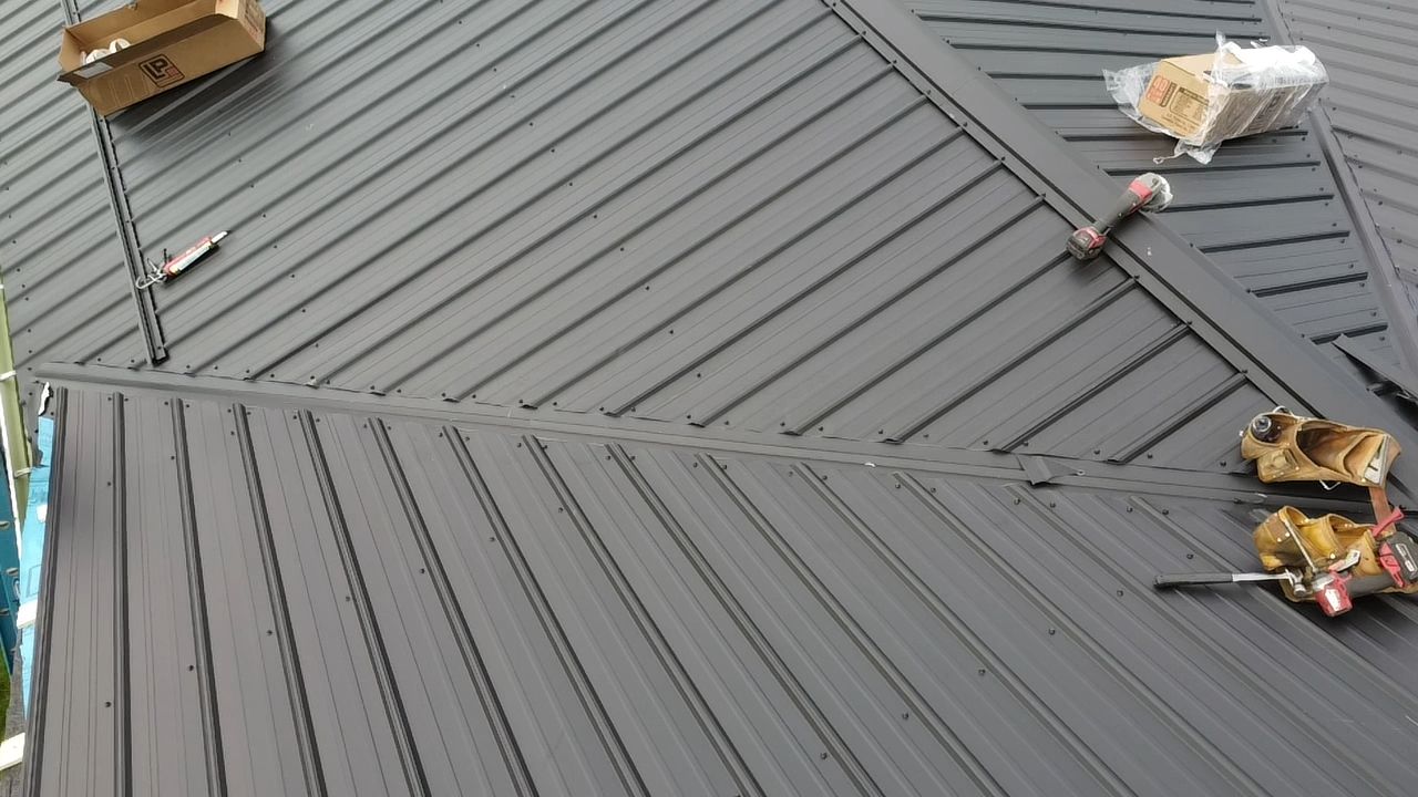 Exposed Fastener Metal Roof Replacement – Fort Wayne, IN by 4Ever Metal Roofing