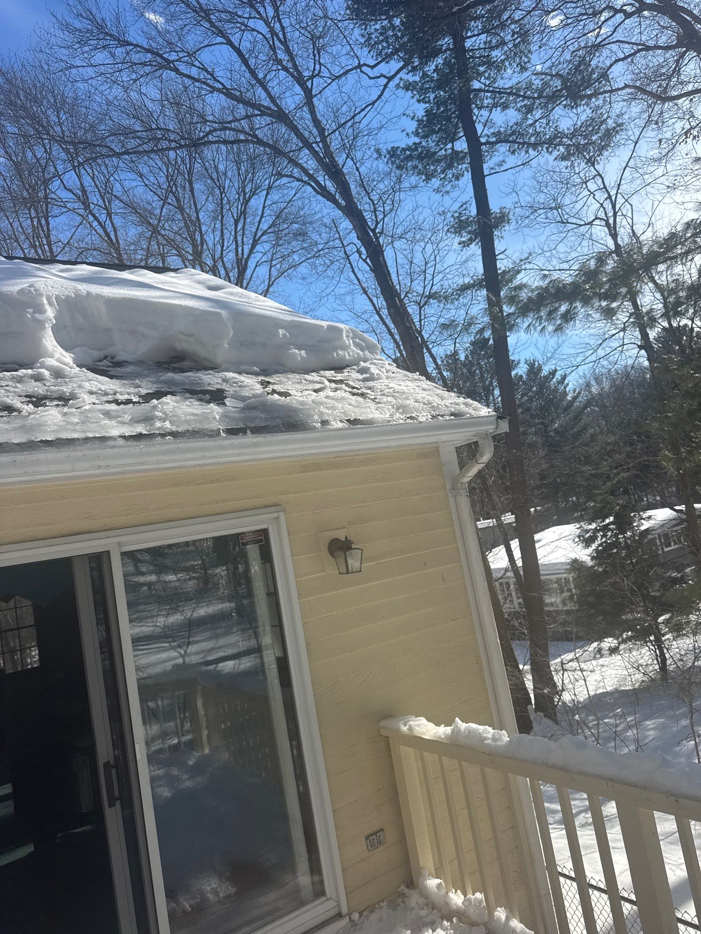 Ice Dam Removal & Snow Removal in Lexington, MA by Mighty Dog Roofing of Greater Middlesex County