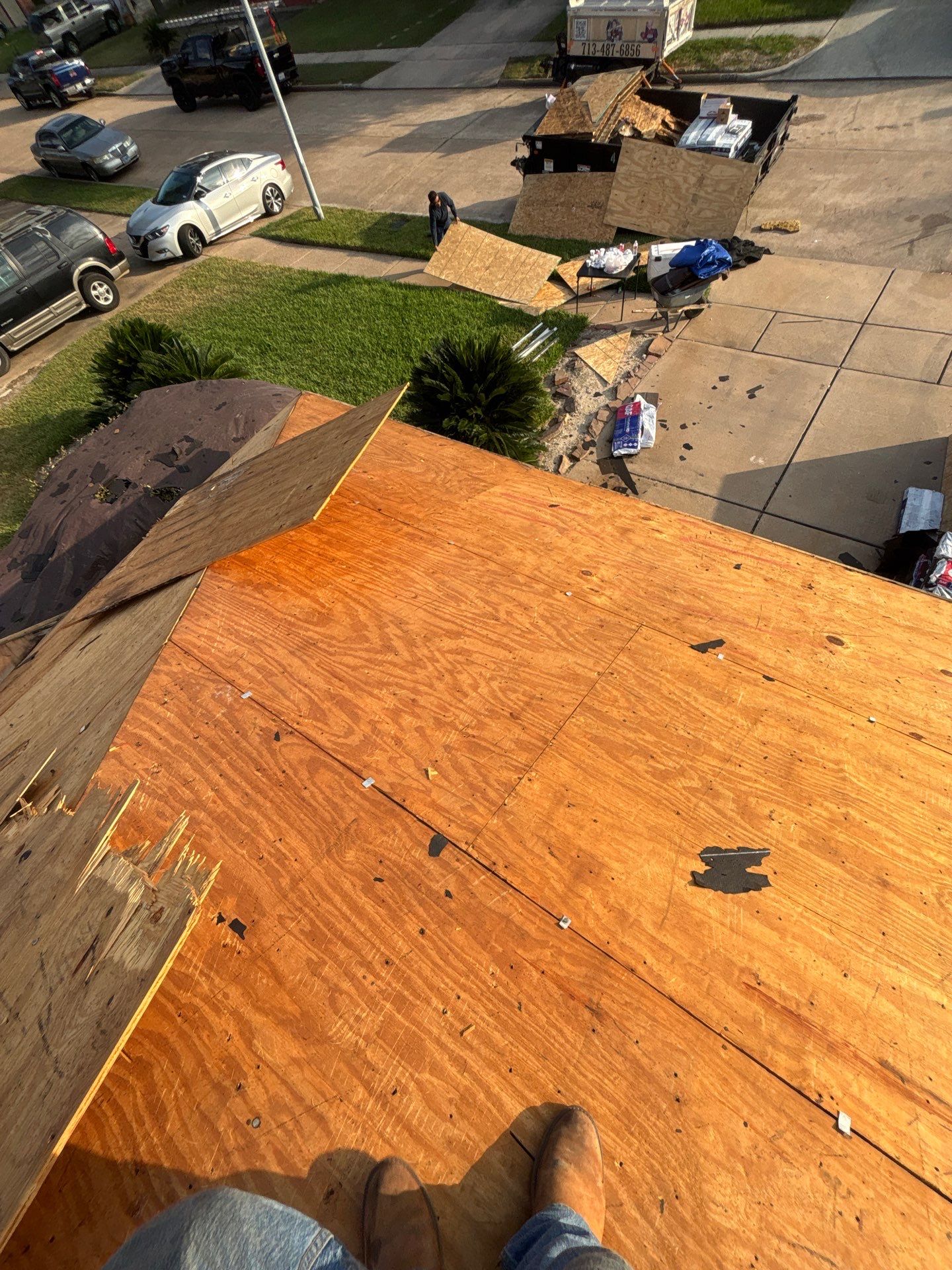 Roof Replacement in Ashcreek, Houston TX by Roof Repair Company