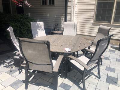 Telescope Dining Set