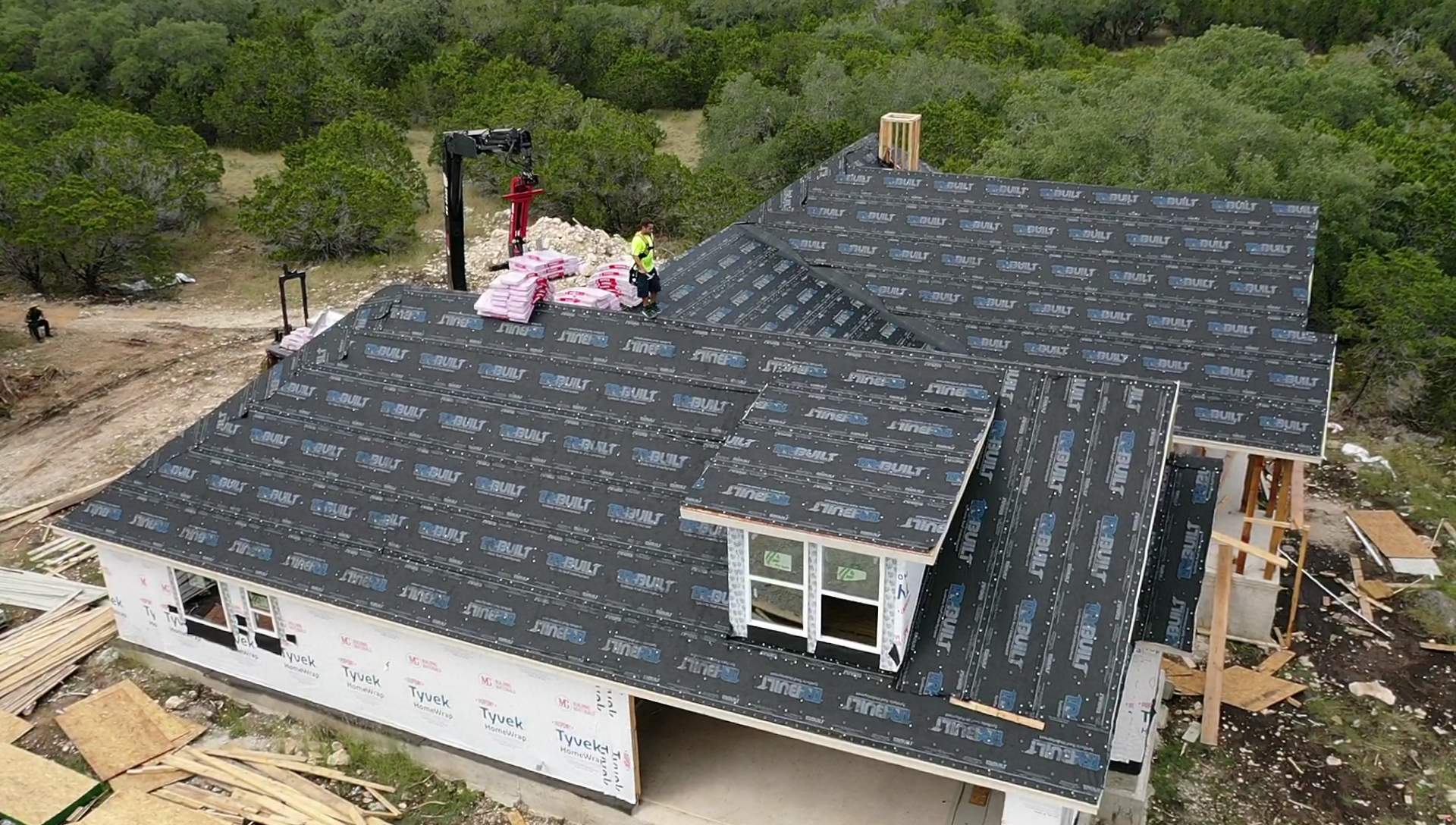 New Home Construction using Owens Corning 30 year Architectural Shingles by Premier Roofing and Contracting