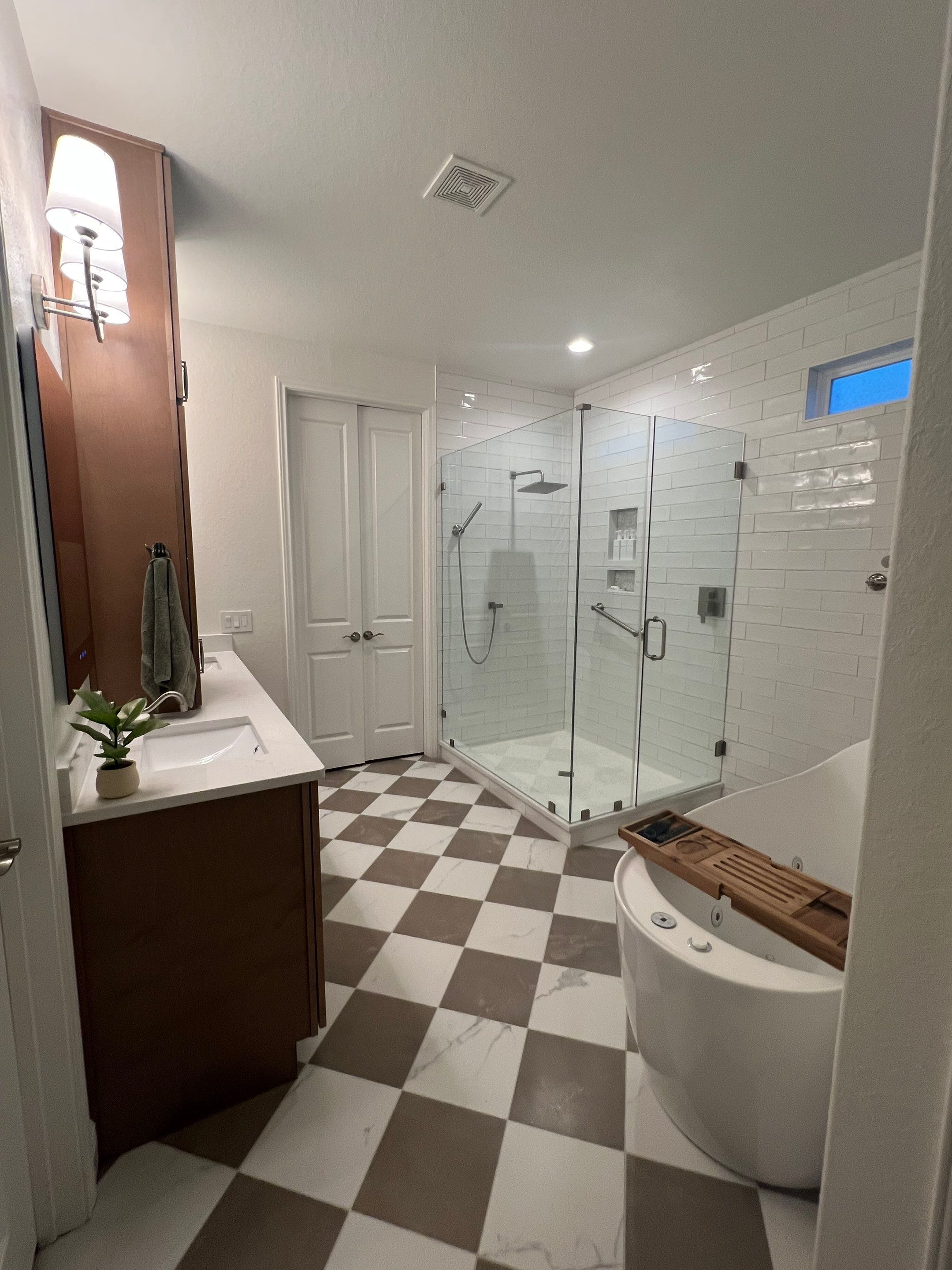 San Antonio Del Webb Bathroom Remodel Featuring Luxury Walk-In Shower and Freestanding Tub by Legacy Bath and Kitchen
