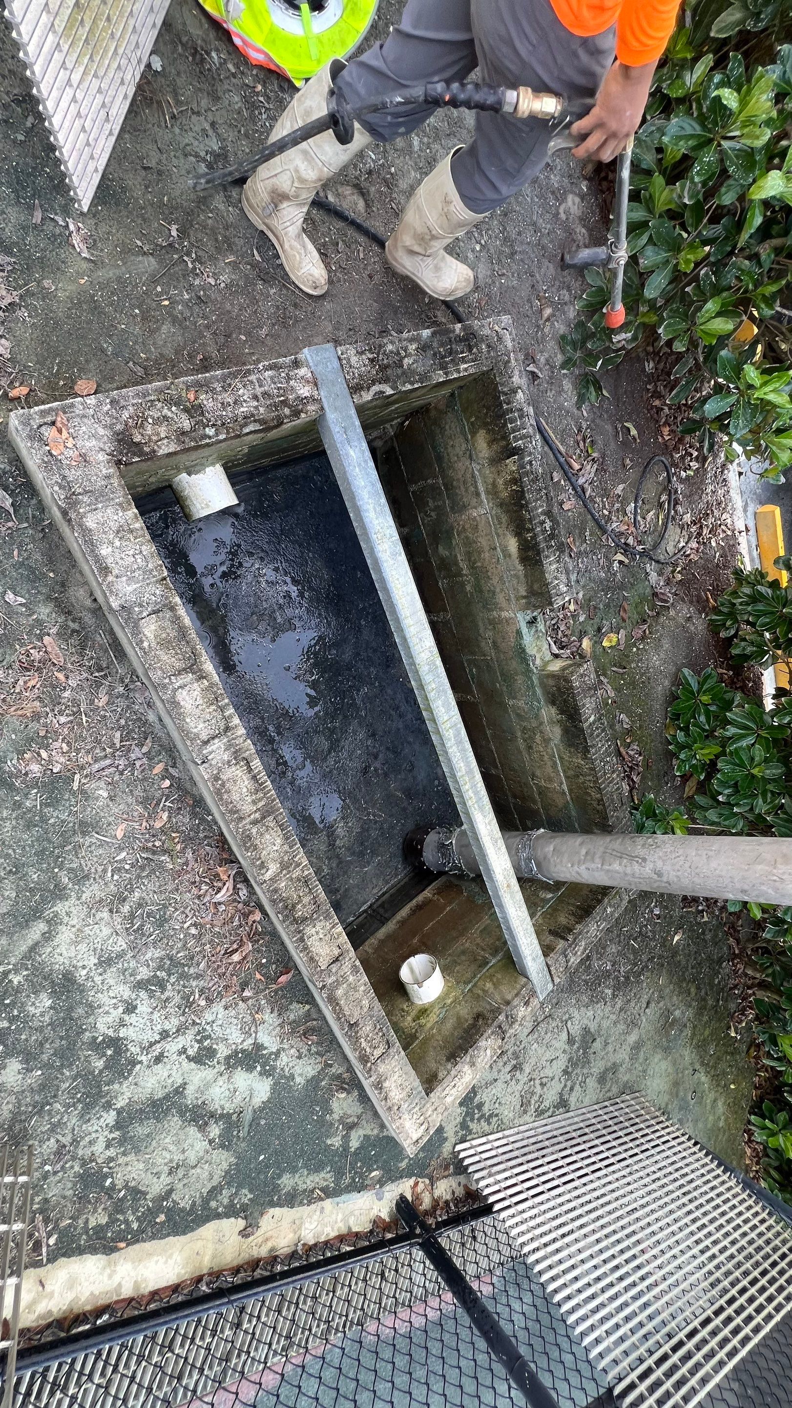 Cleaning Tennis Court Catch Basins by Don Mar, Inc. Storm Water Solutions