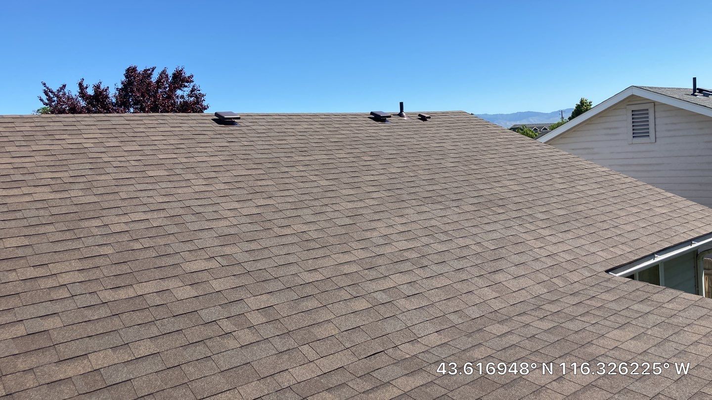 Boise Idaho Single Level Residential Roofing Installation using Owens Corning by ID Roofing LLC