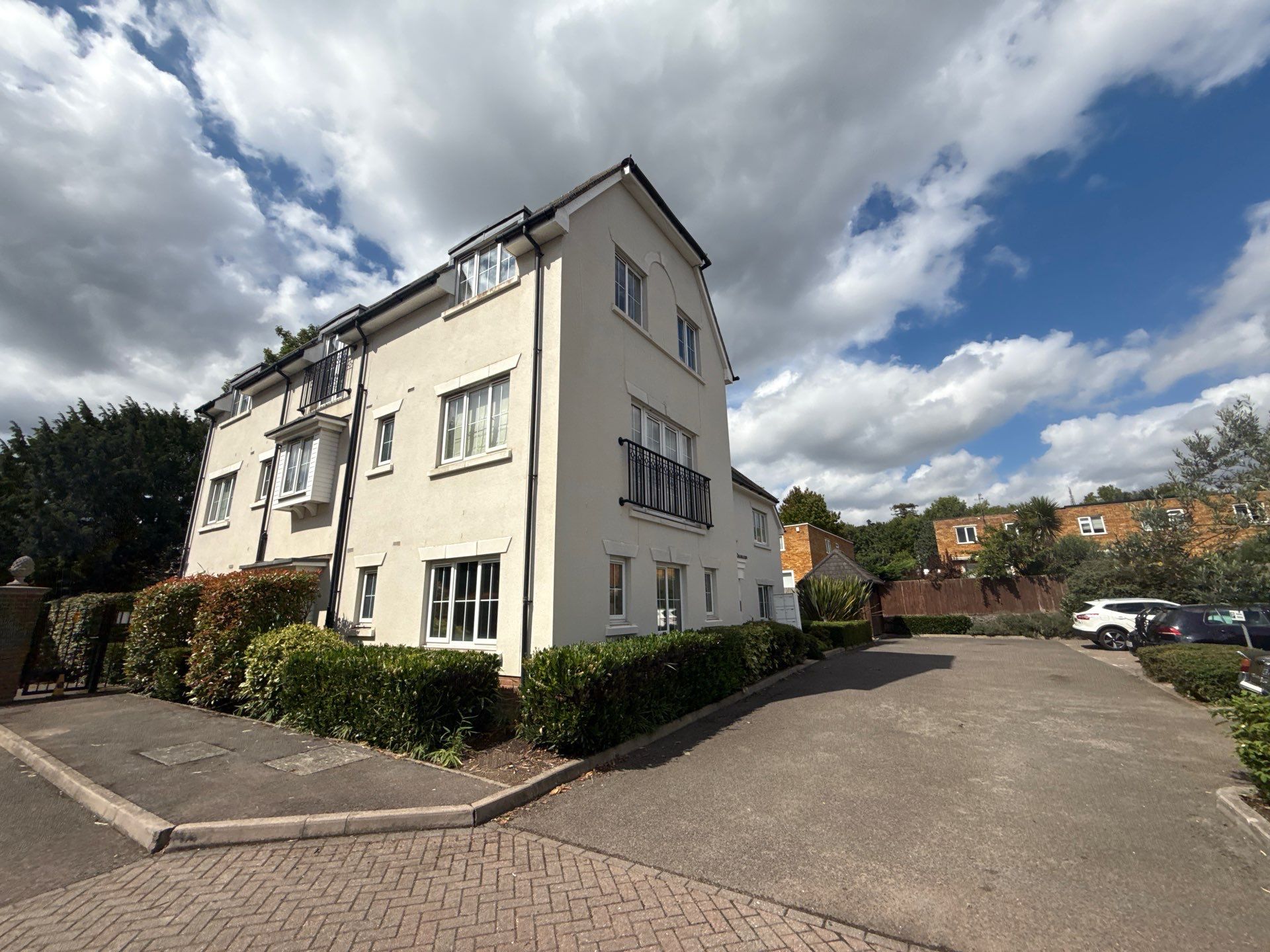 Render Clean by Ges Exterior Cleaning ltd